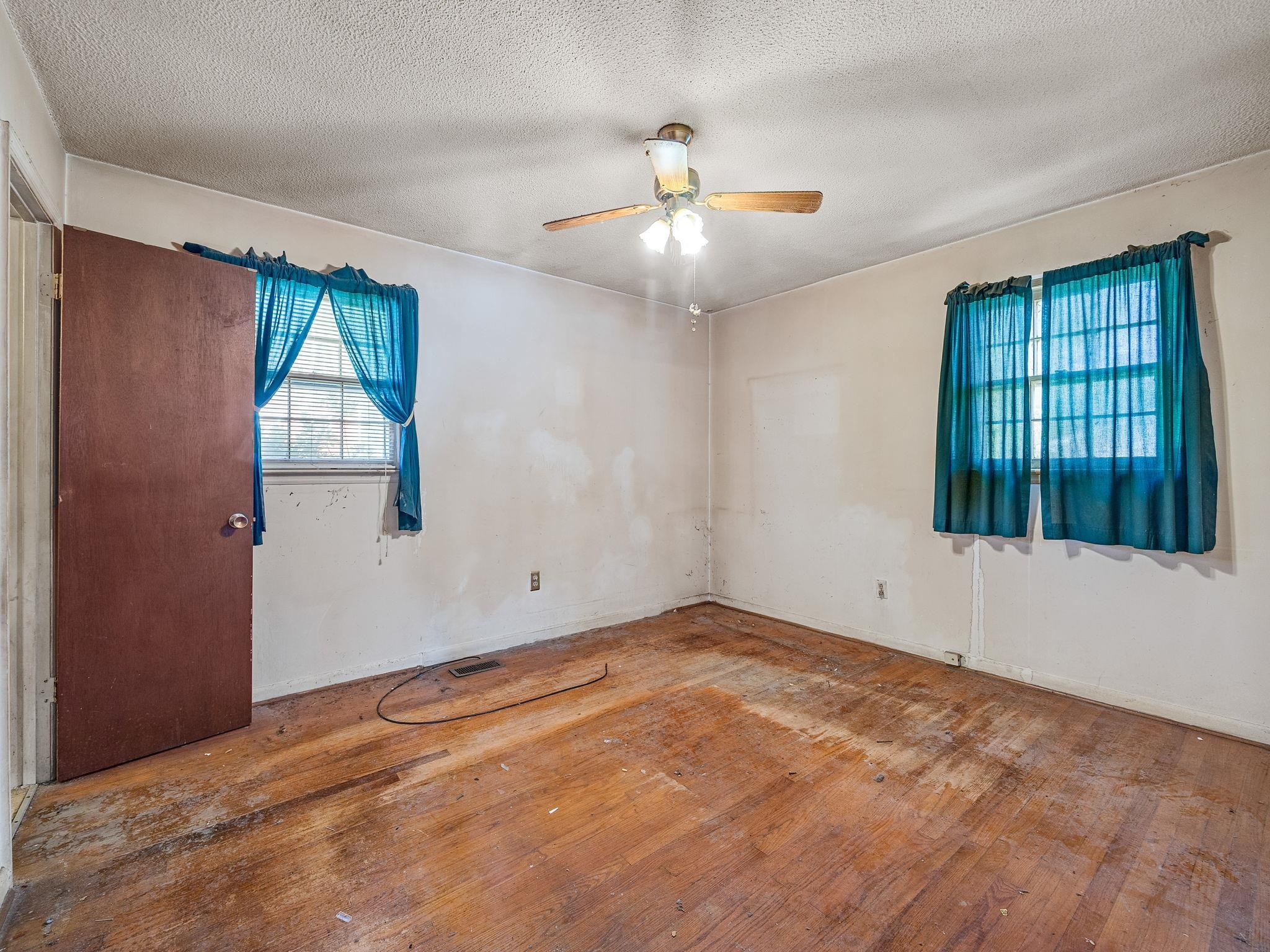 435 Summerland Drive Property Photo 9