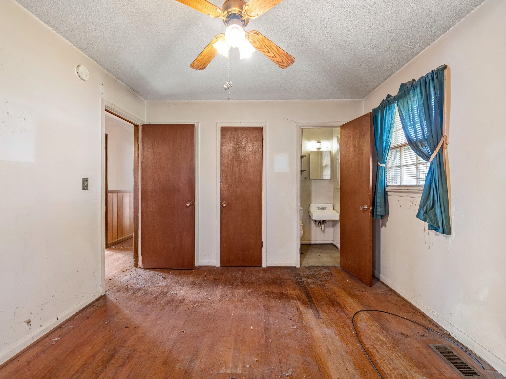 435 Summerland Drive Property Photo 10