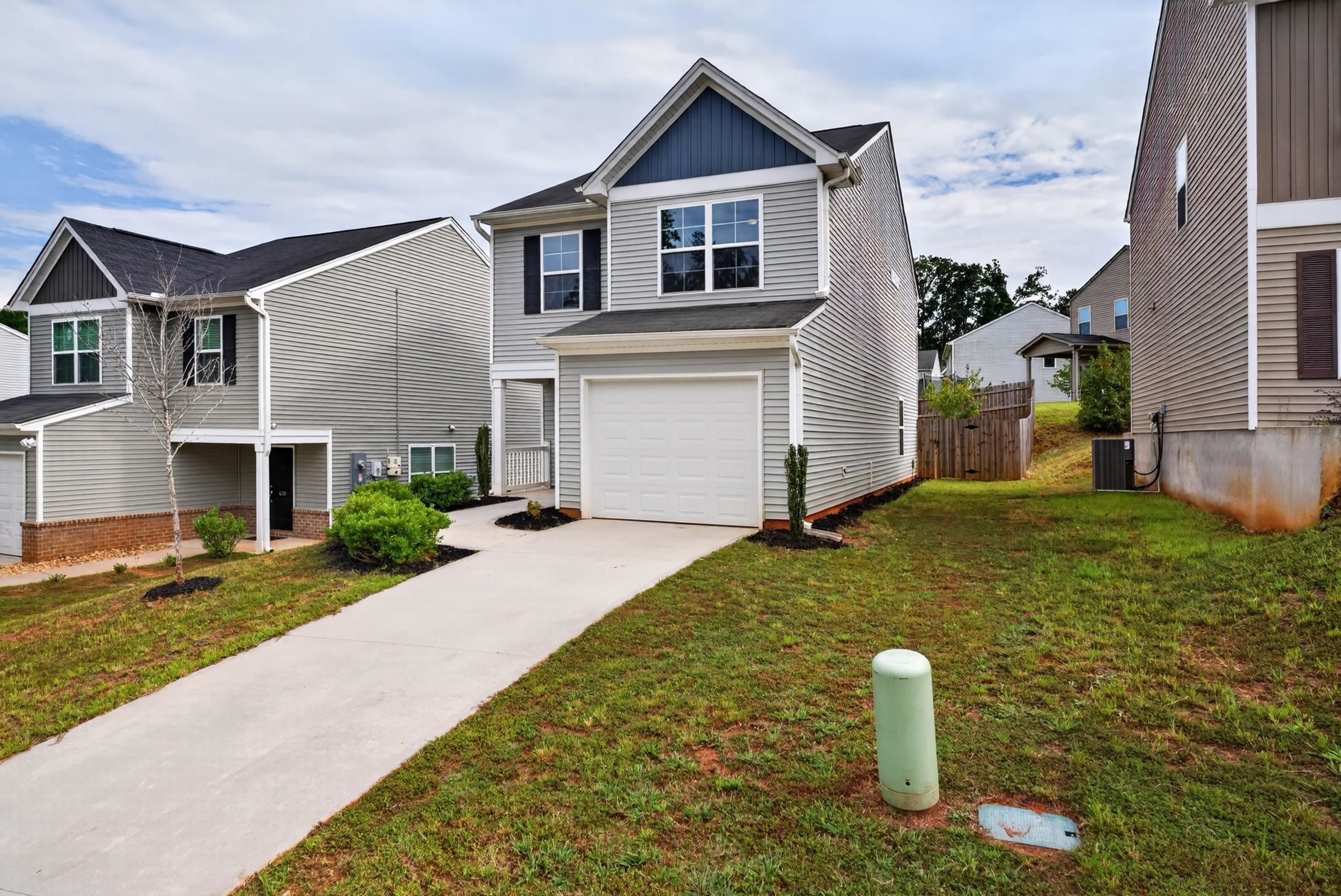 645 Millsgate Circle Property Photo 7