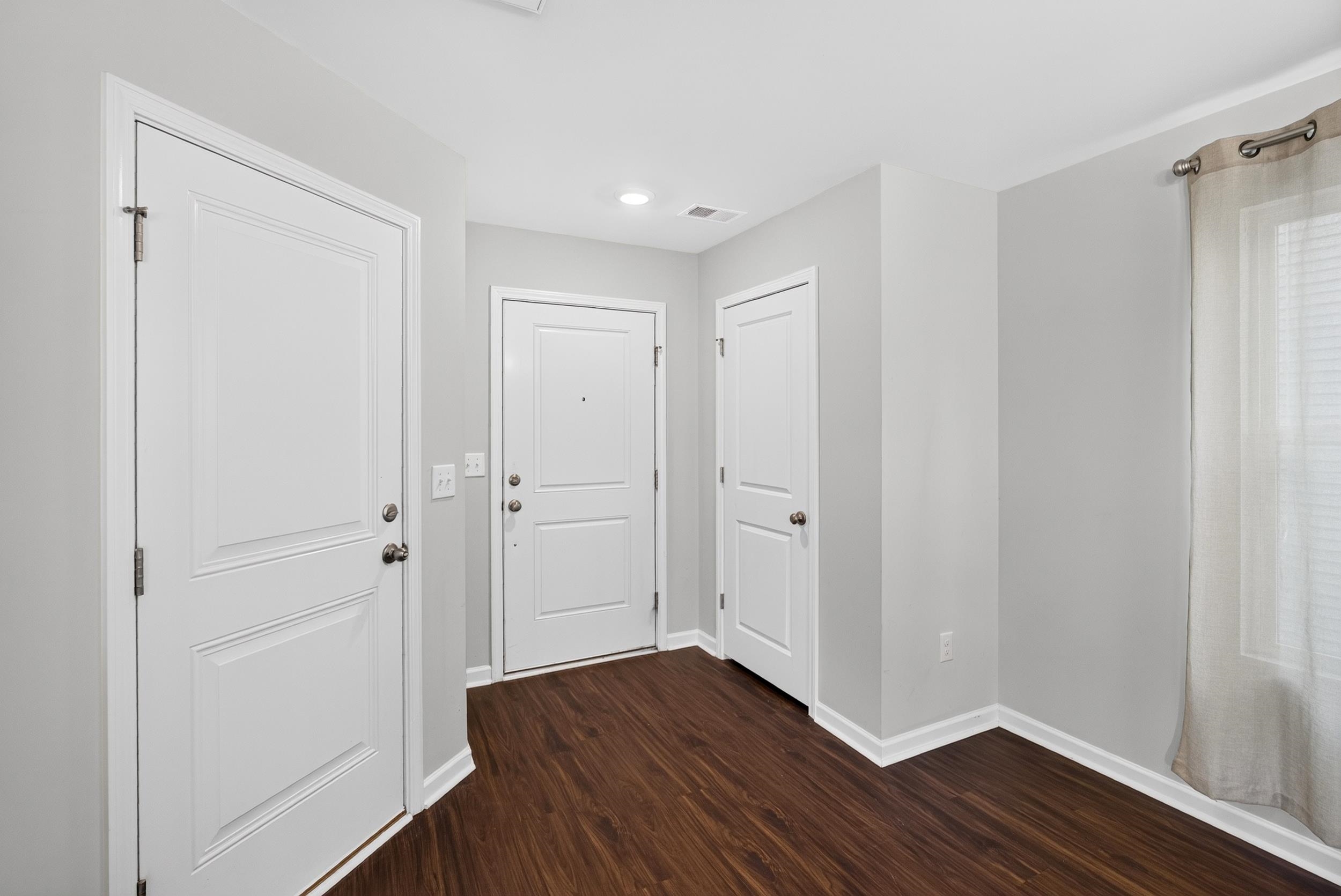 645 Millsgate Circle Property Photo 11