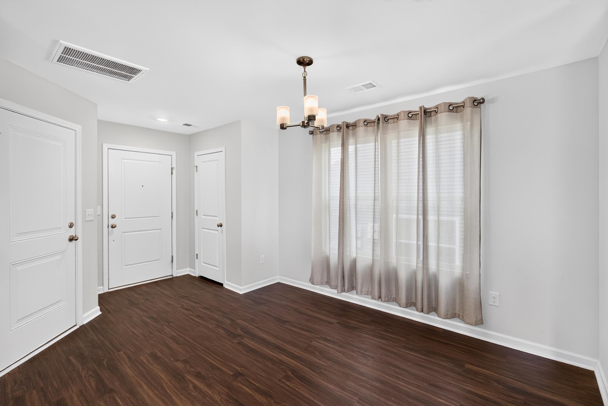 645 Millsgate Circle Property Photo 12