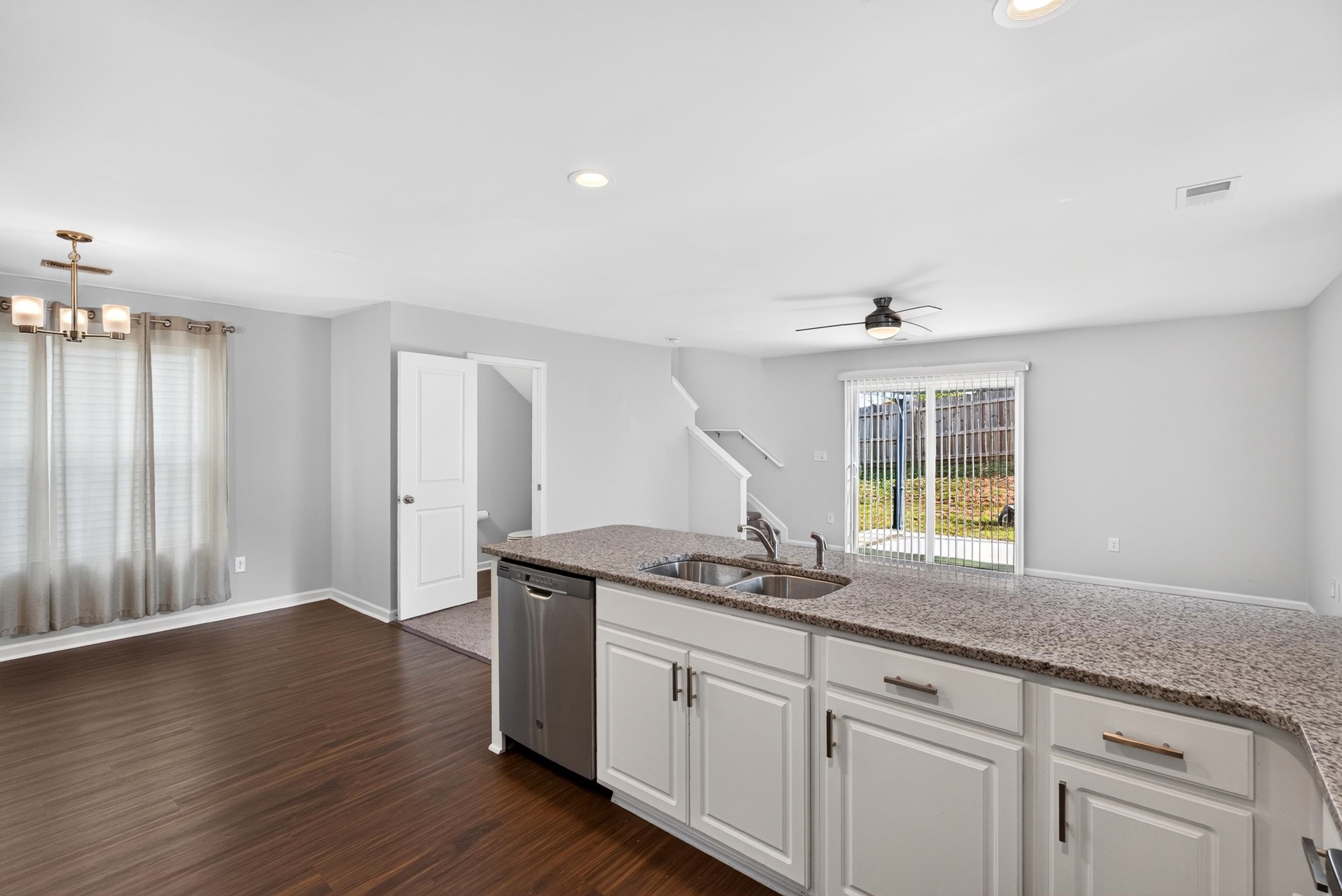 645 Millsgate Circle Property Photo 18