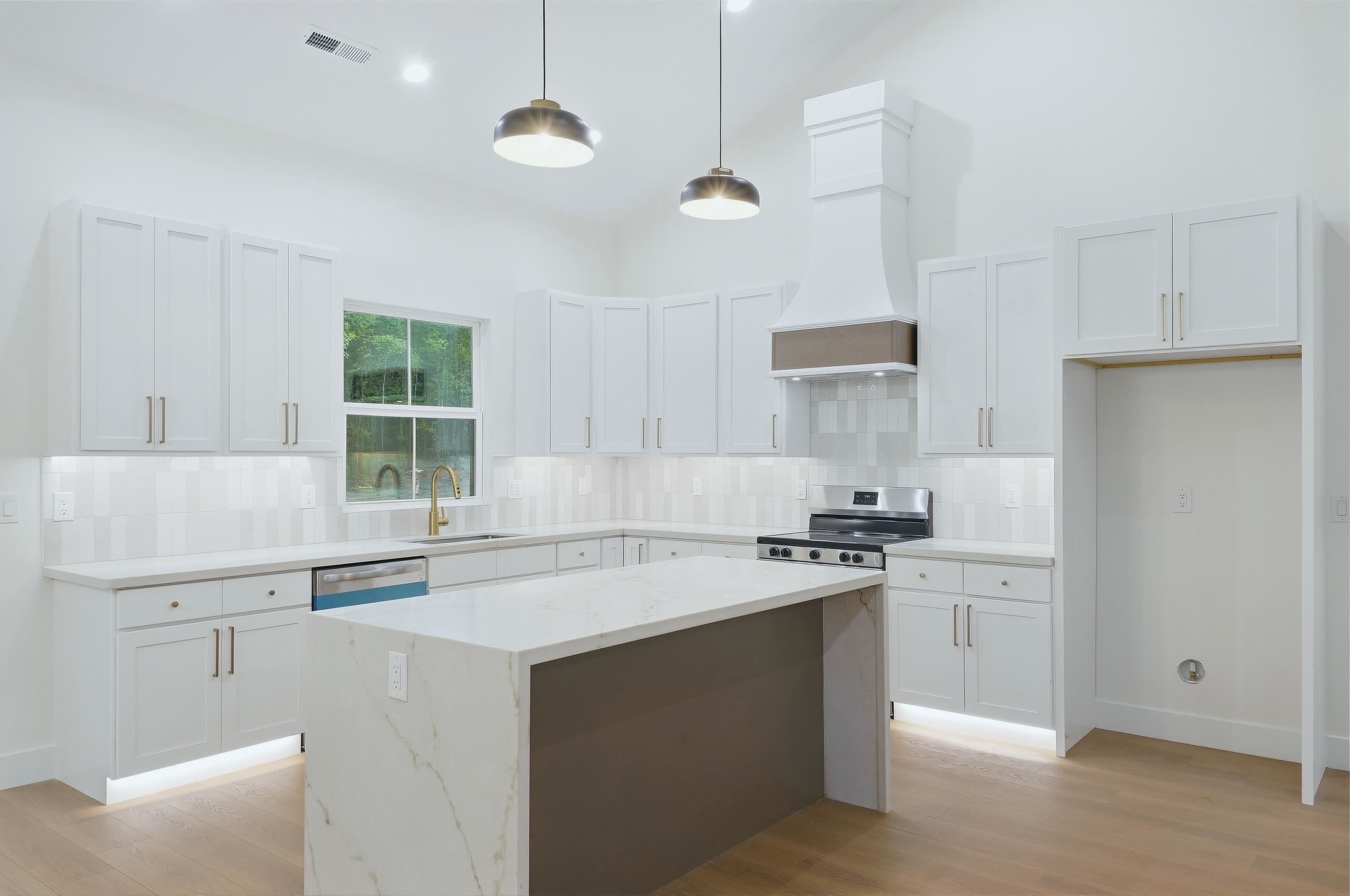 8620 Parris Bridge Road Property Photo 13