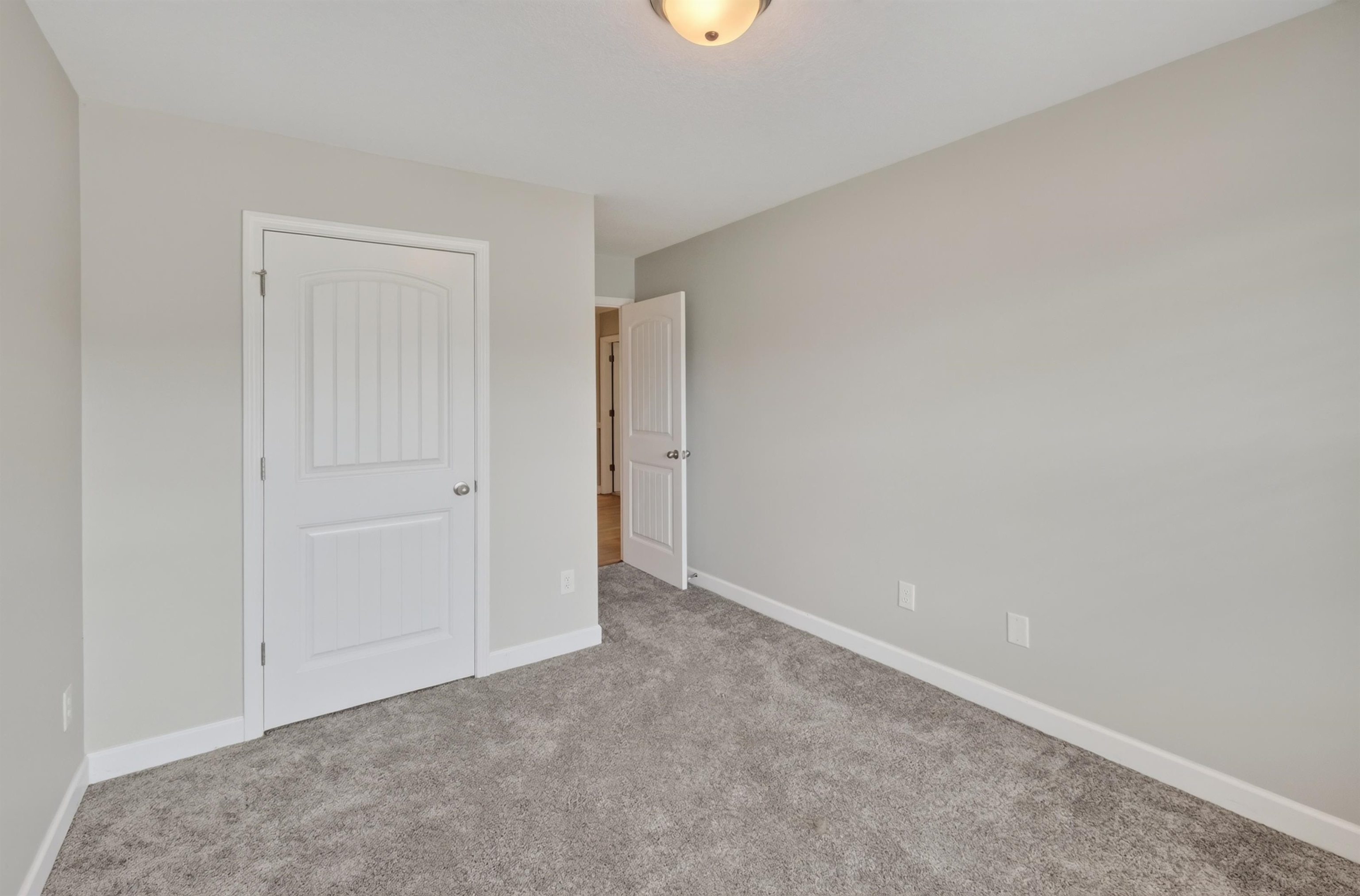 680 Spartan Commodor Ln Property Photo 10
