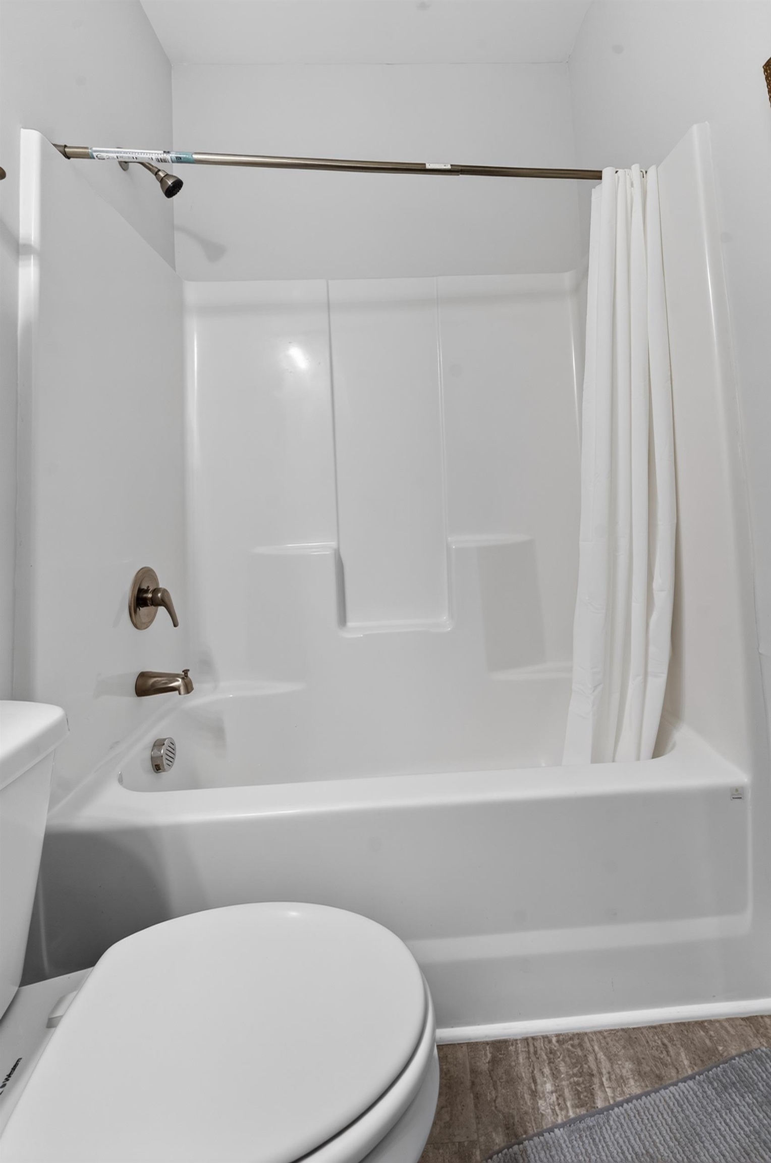 541 Chantry Lane Property Photo 34