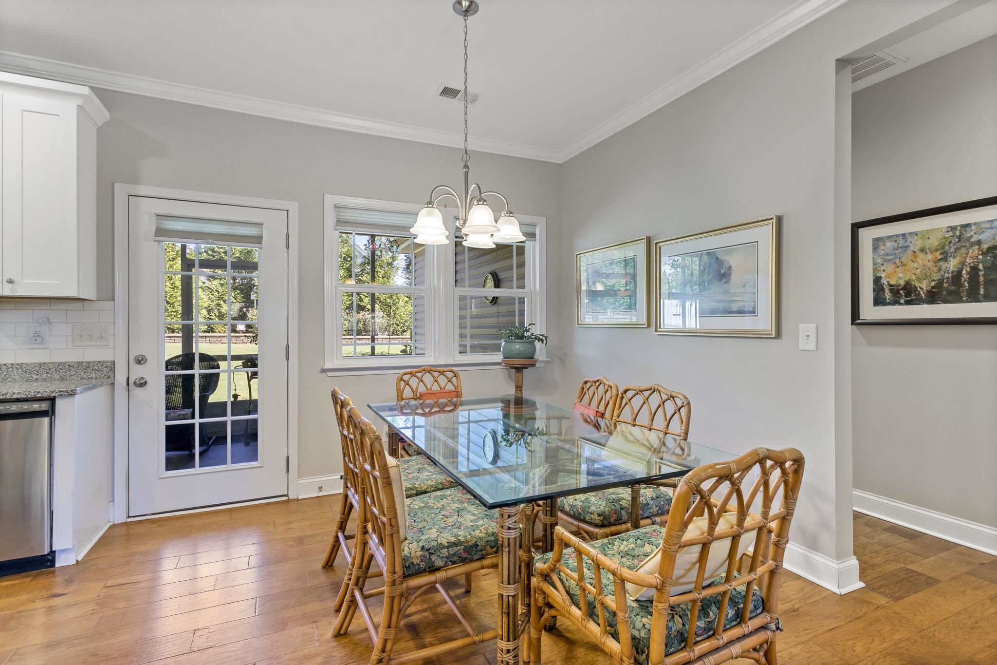 611 Downing Way Property Photo 11