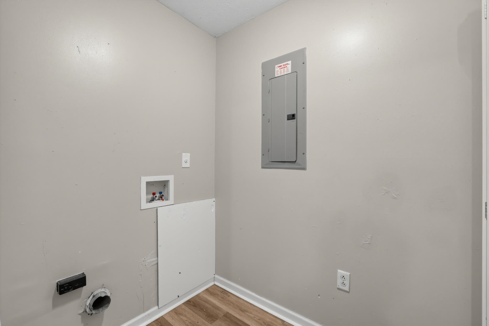 1864 Tamara Way Property Photo 26