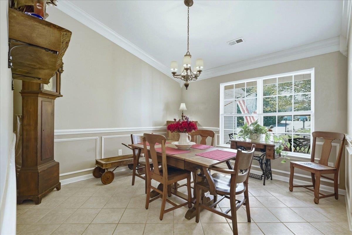 213 Henderson Meadow Way Property Photo 7