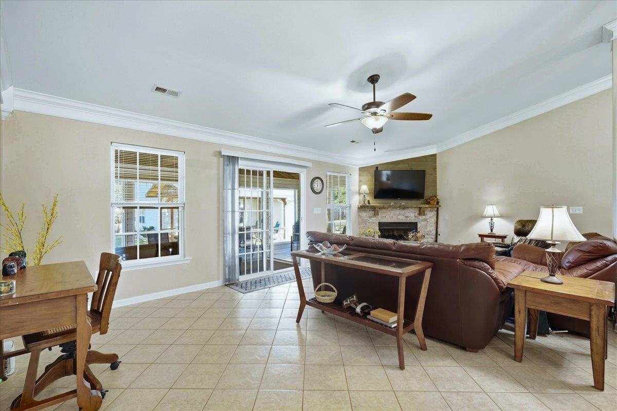 213 Henderson Meadow Way Property Photo 16
