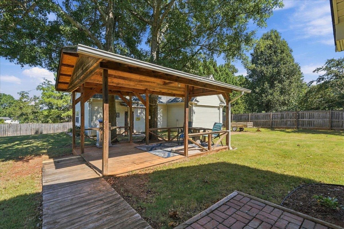 213 Henderson Meadow Way Property Photo 38