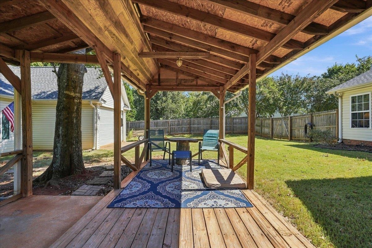 213 Henderson Meadow Way Property Photo 39