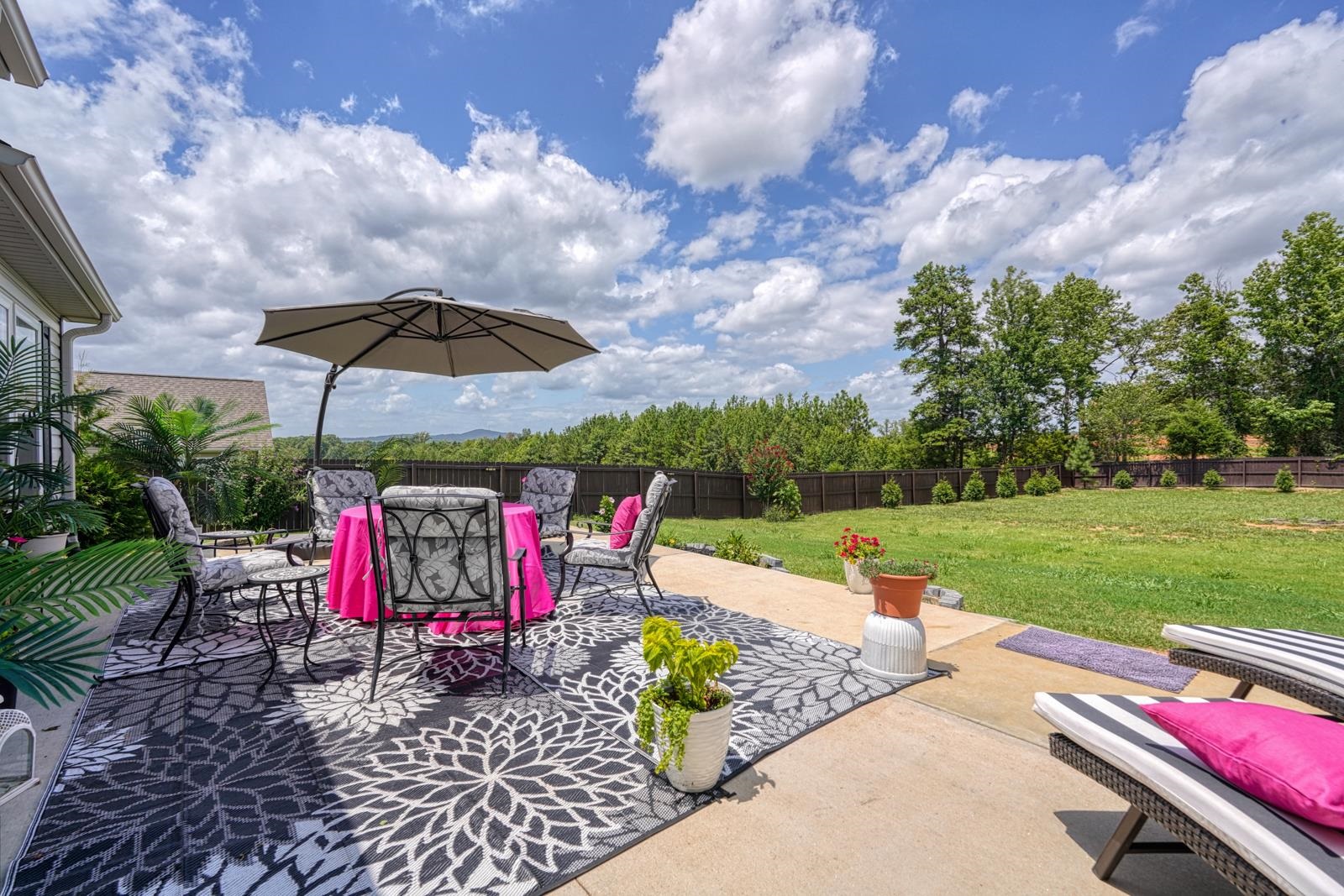 130 Thorn Creek Drive Property Photo 30