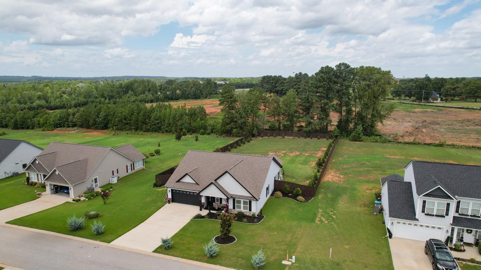 130 Thorn Creek Drive Property Photo 38