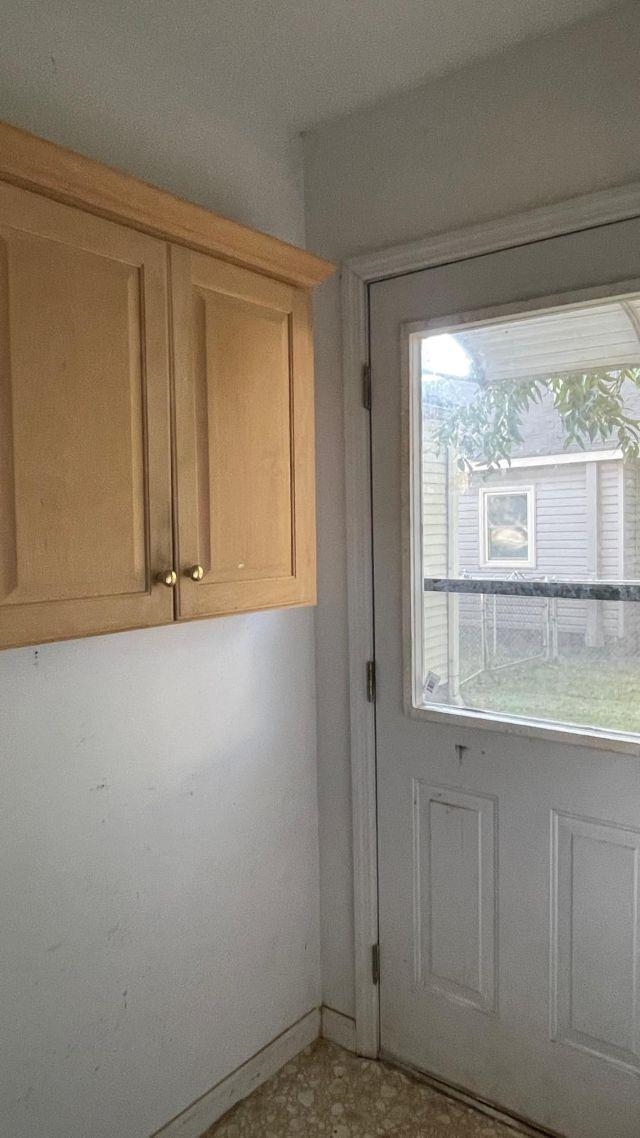 1748 New Cut Road Property Photo 6