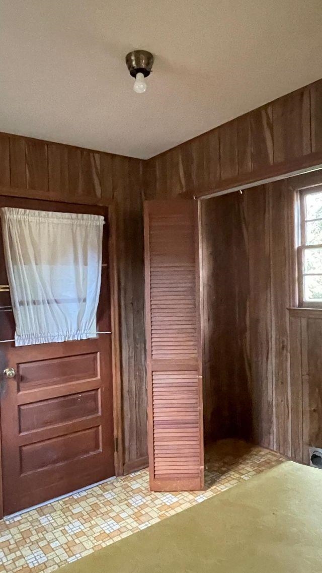1748 New Cut Road Property Photo 9