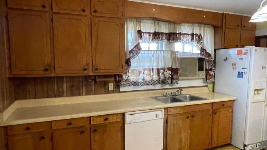 1748 New Cut Road Property Photo 11