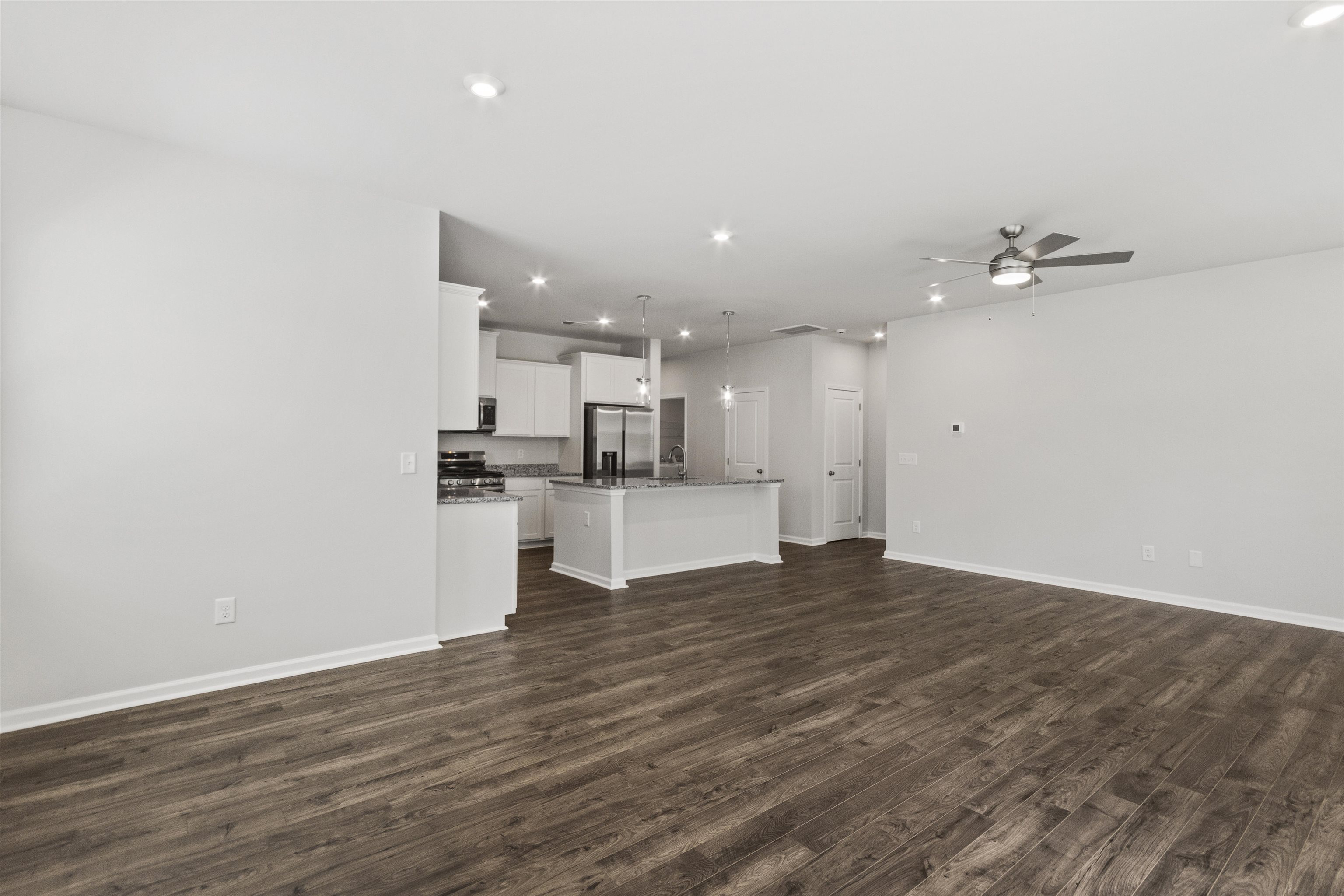 2060 Halton Oaks Drive Property Photo 8