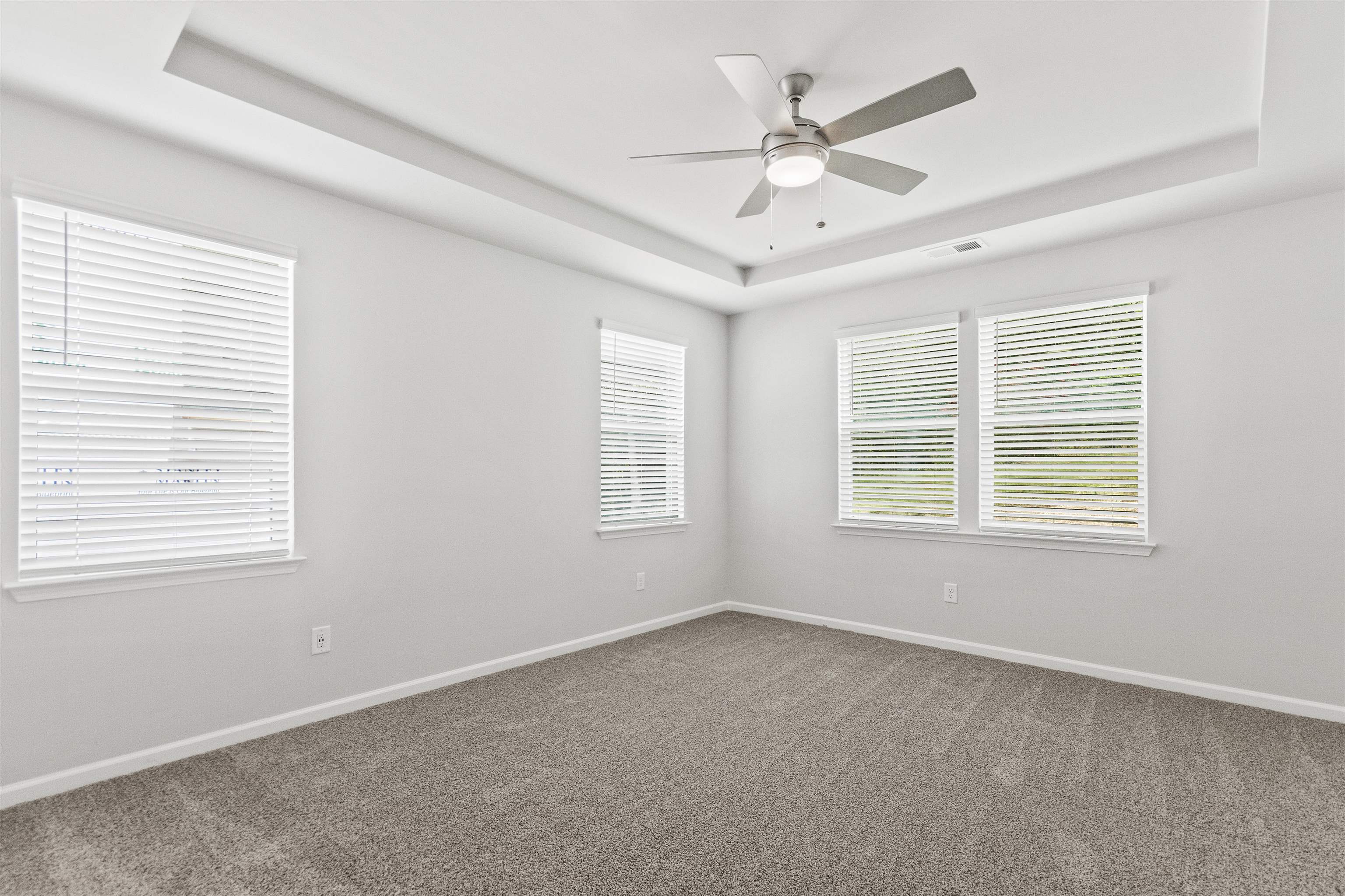 2060 Halton Oaks Drive Property Photo 12