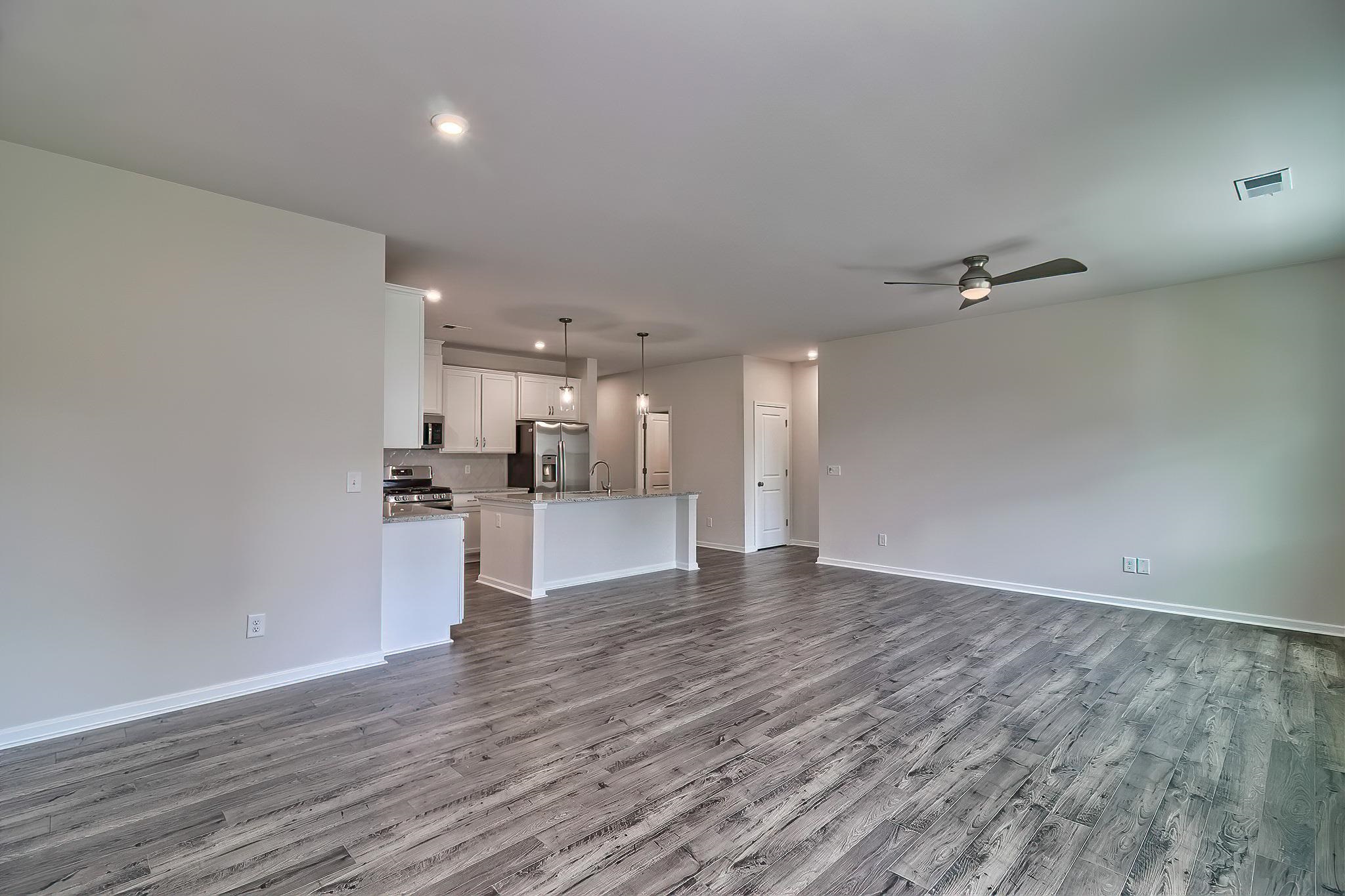 2056 Halton Oaks Property Photo 11