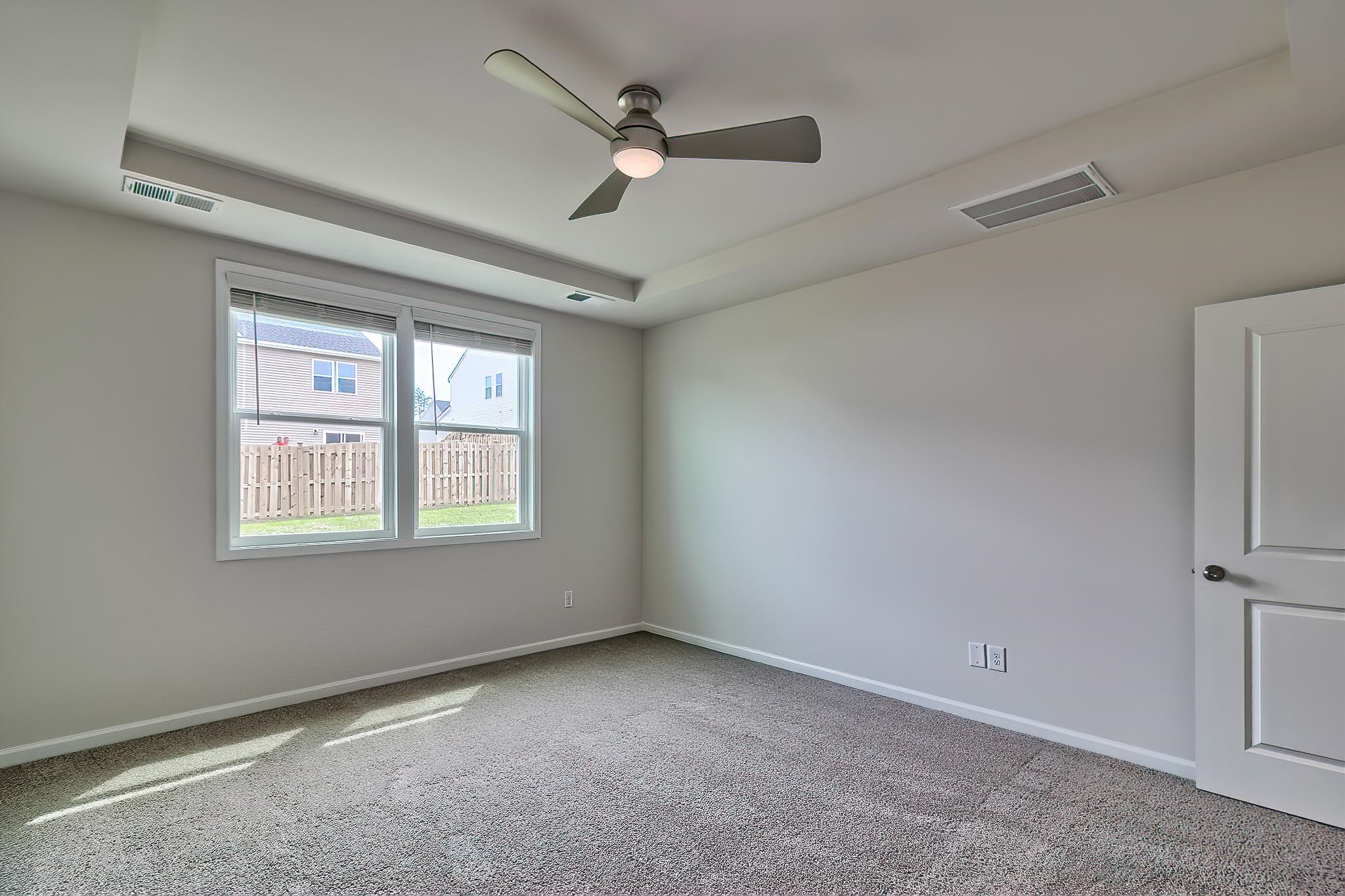 2056 Halton Oaks Property Photo 12