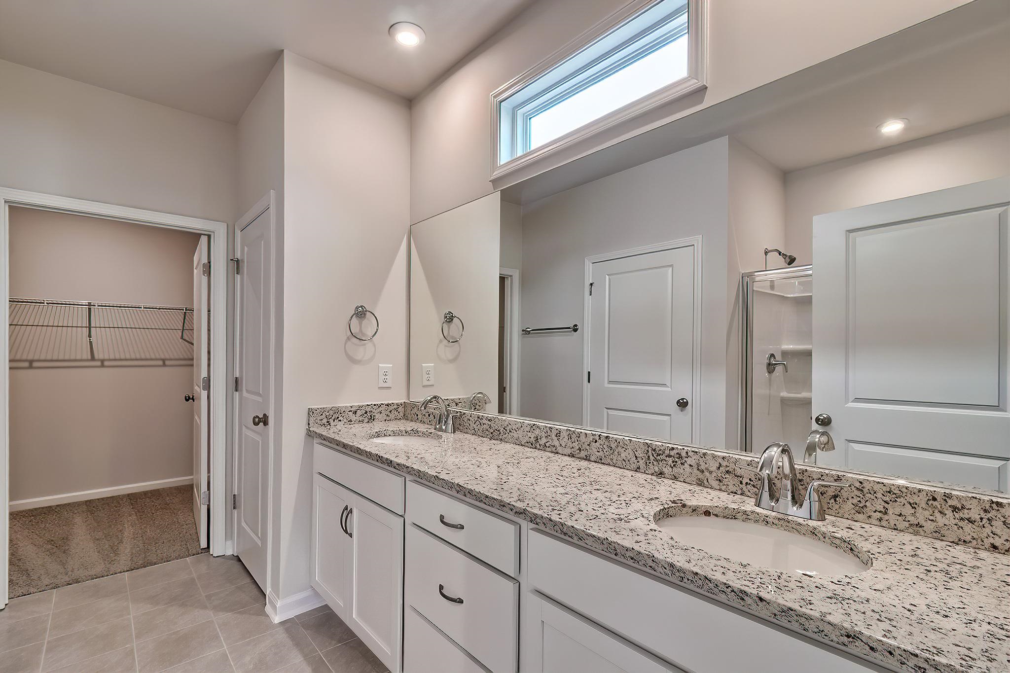 2056 Halton Oaks Property Photo 16