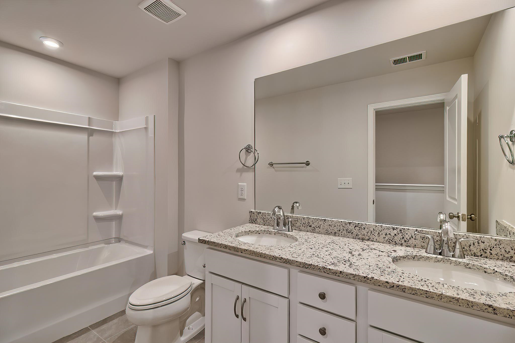 2056 Halton Oaks Property Photo 24