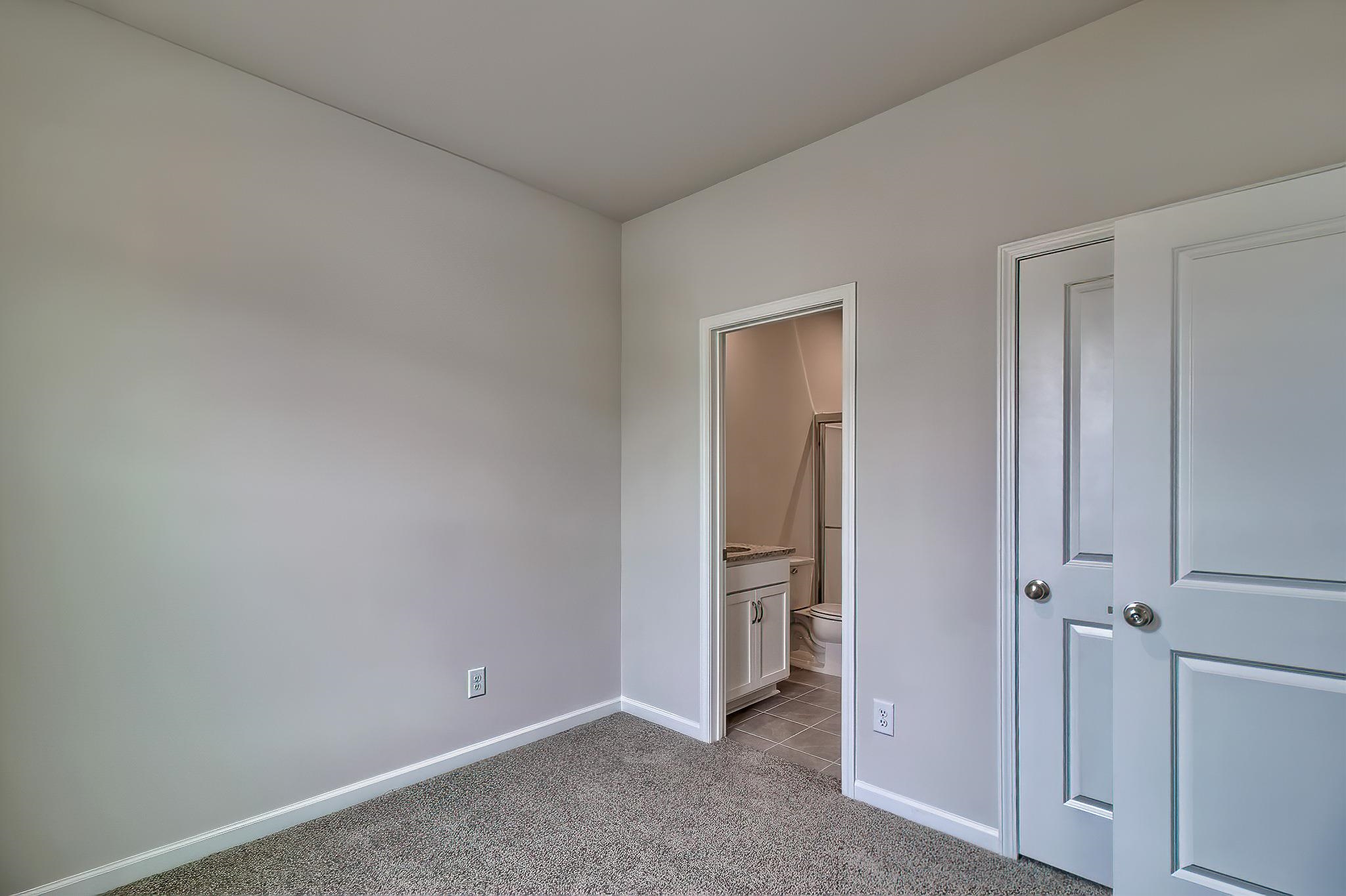 2056 Halton Oaks Property Photo 26