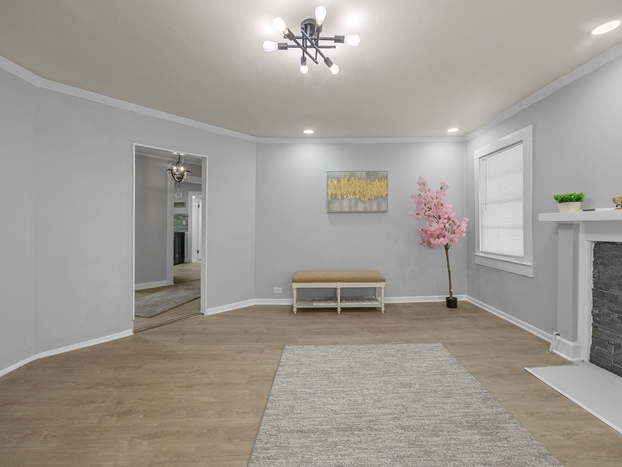 709 Perrin Ave Property Photo 23
