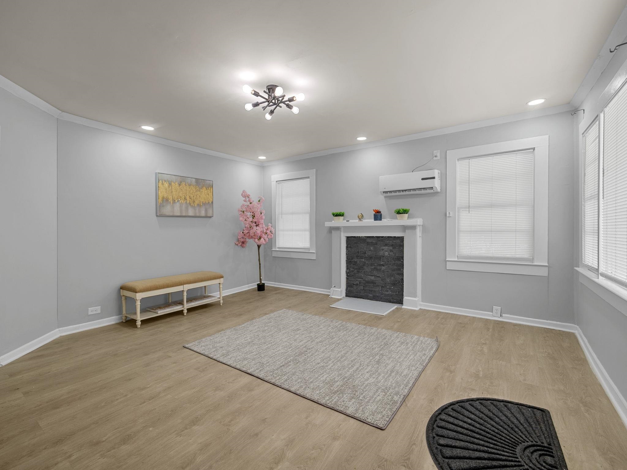 709 Perrin Ave Property Photo 24