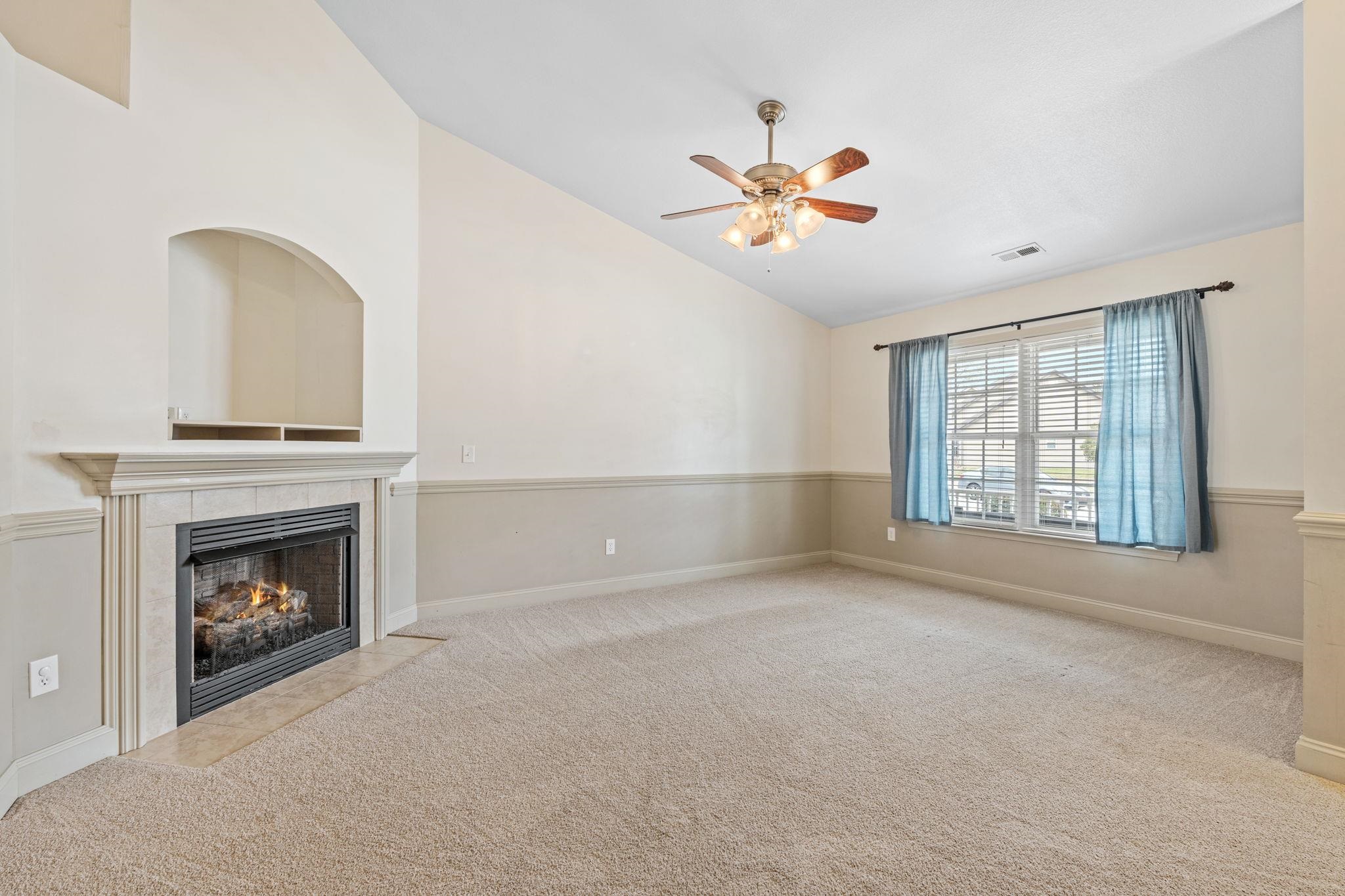863 Vandenburg Drive Property Photo 11