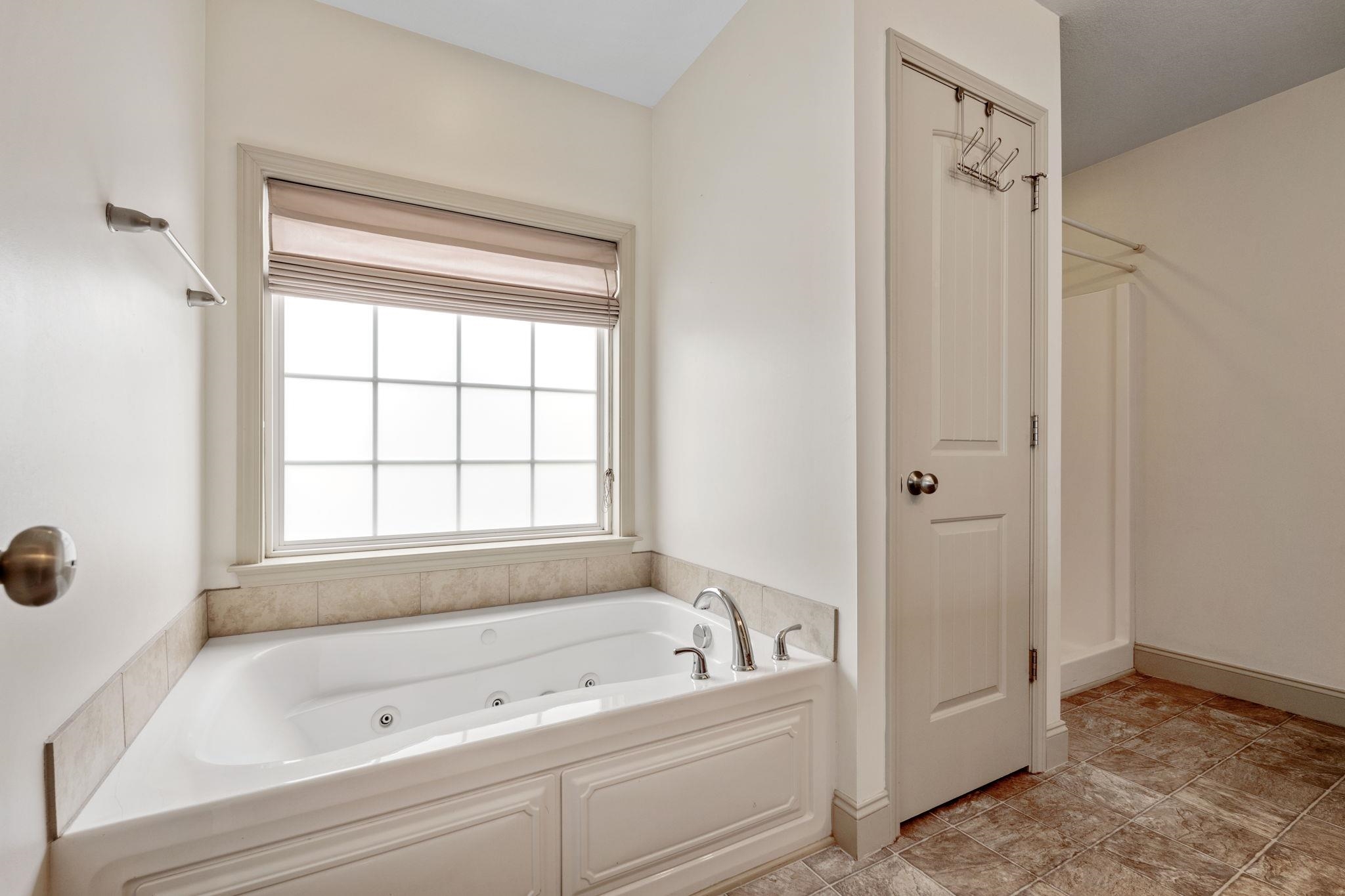 863 Vandenburg Drive Property Photo 22