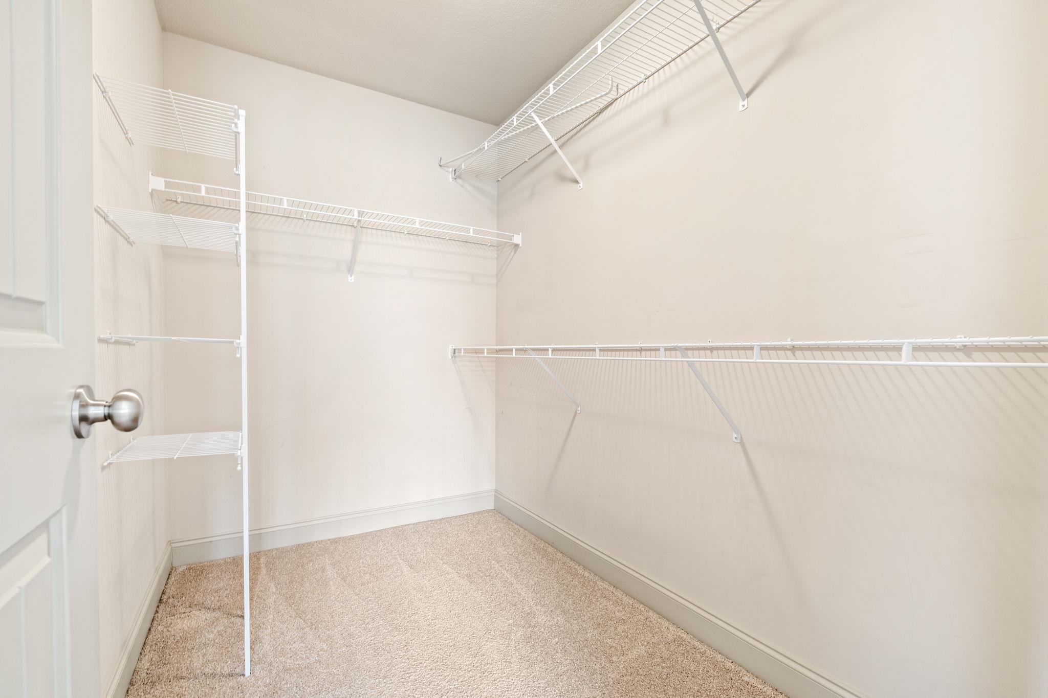 863 Vandenburg Drive Property Photo 23