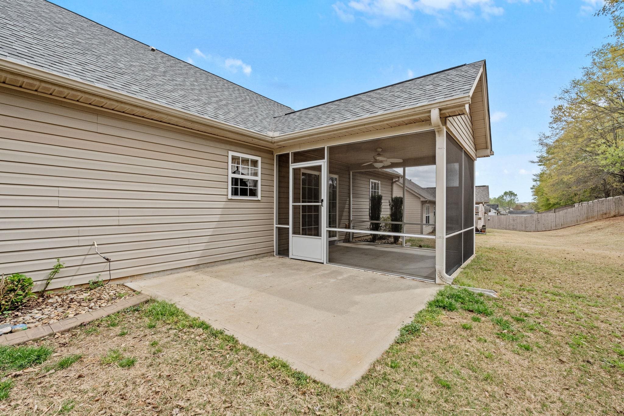 863 Vandenburg Drive Property Photo 32