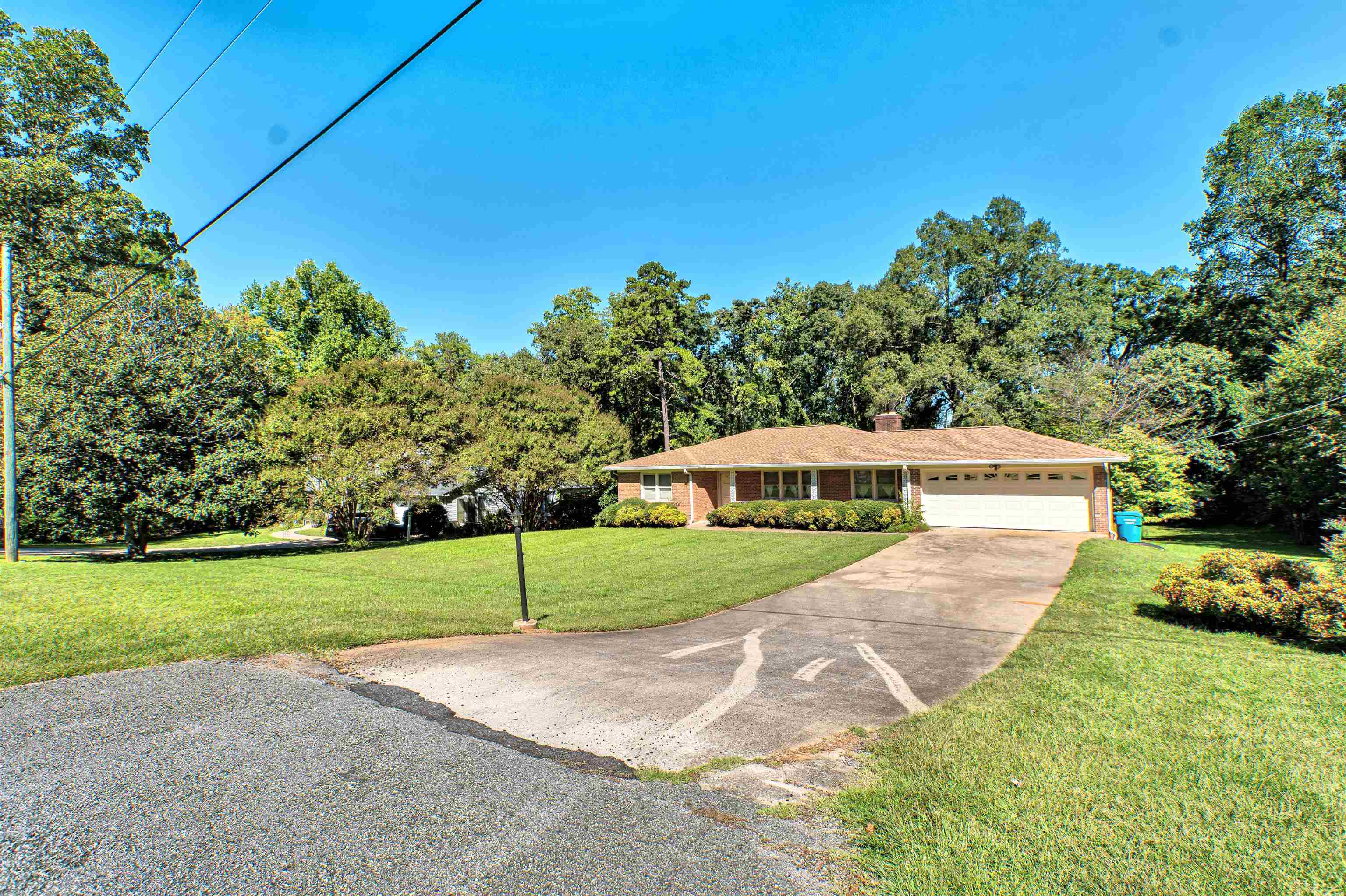 110 Crestview Dr Property Photo 34