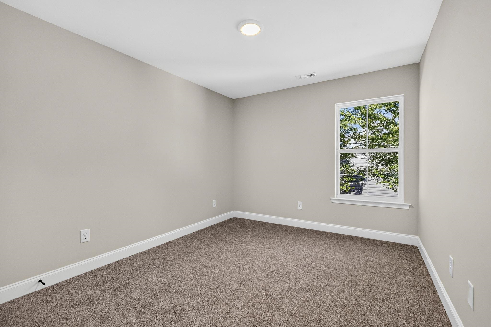 335 Carnahan Drive Property Photo 20