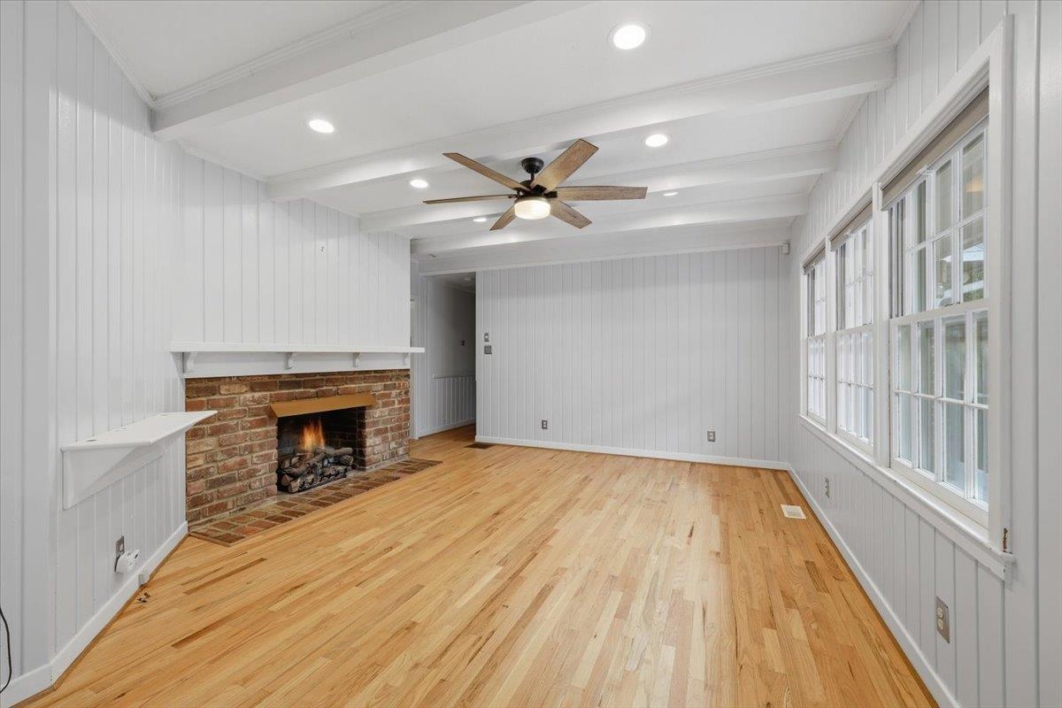 306 Beechwood Drive Property Photo 6