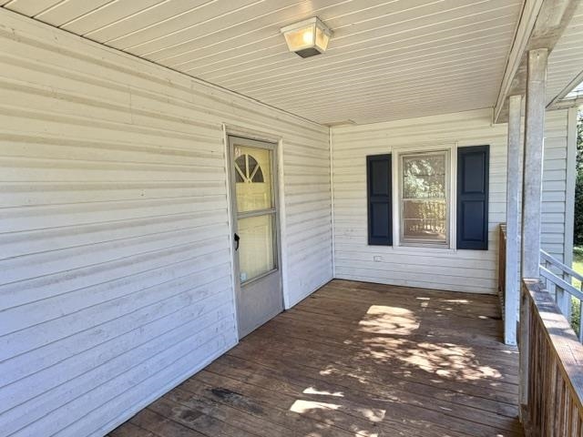 440 Cothran Creek Road Property Photo 2