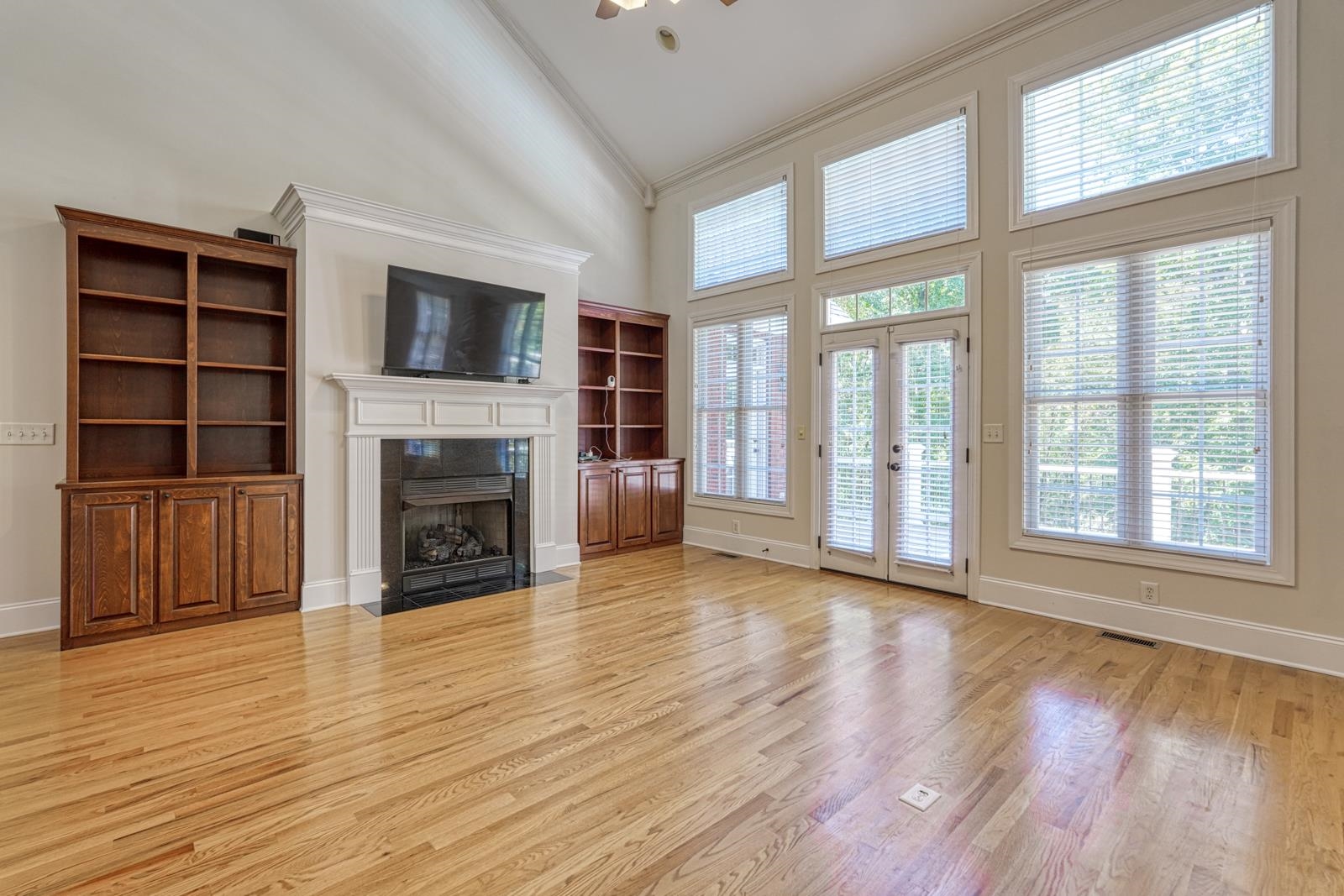 507 Carrickmore Court Property Photo 8