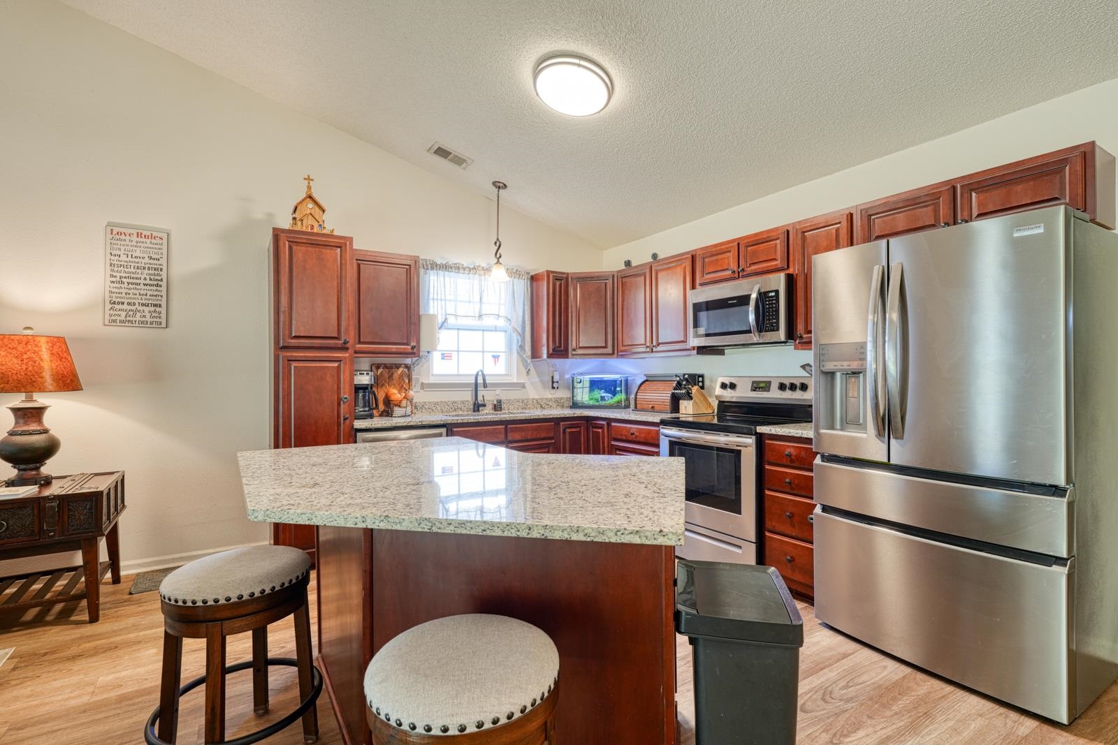 539 Hamilton Chase Drive Property Photo 16