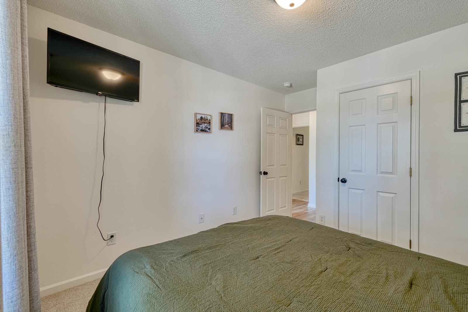 539 Hamilton Chase Drive Property Photo 30