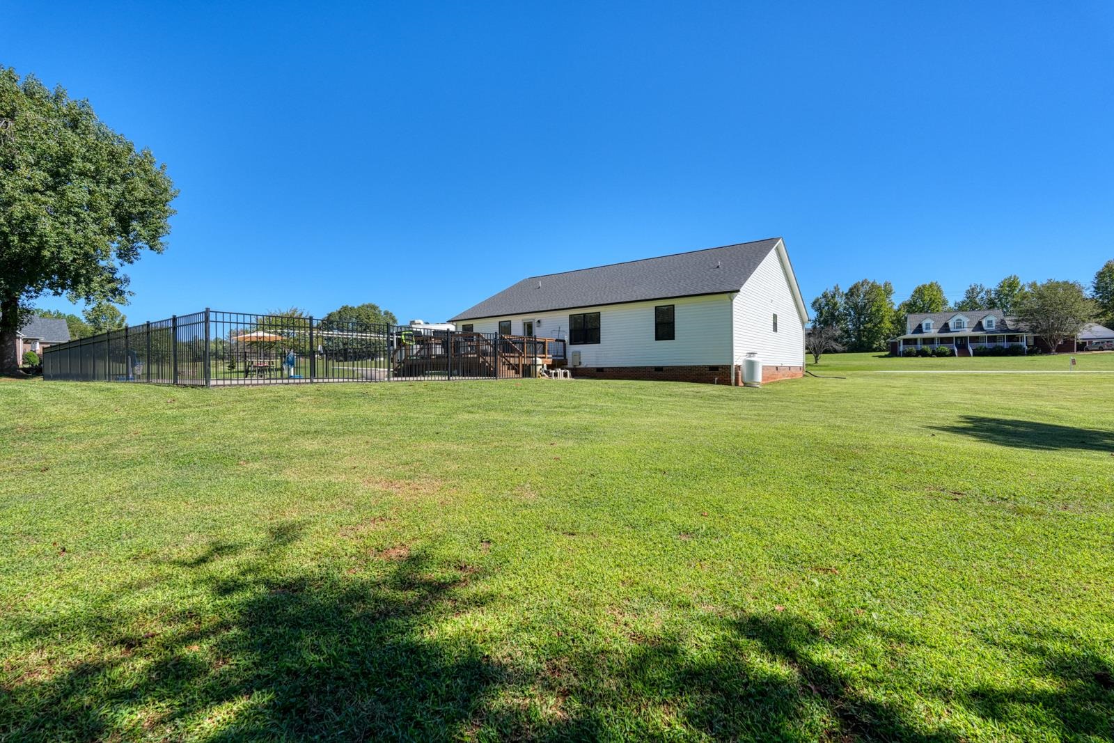 1511 S Green River Road Property Photo 45