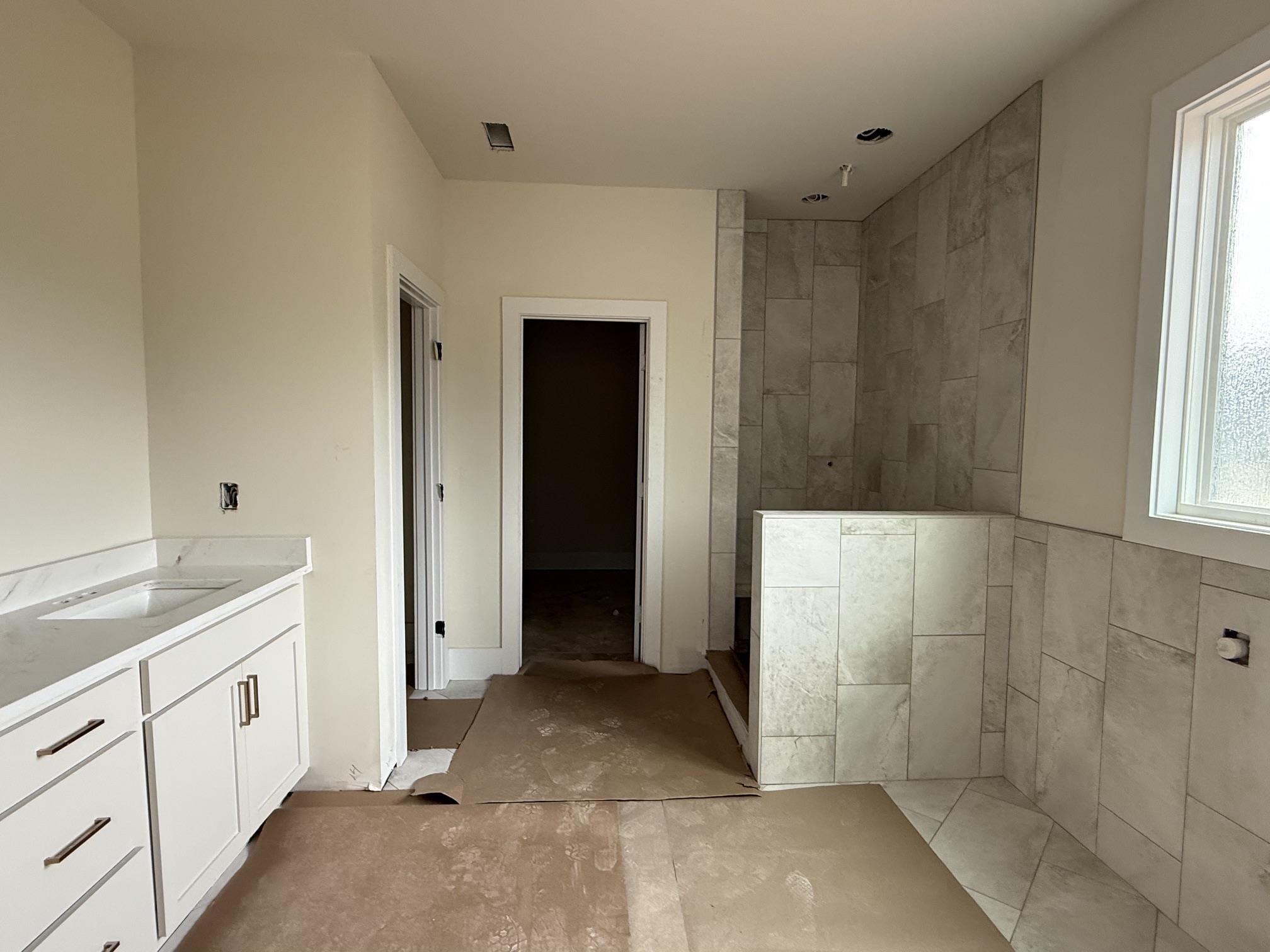 4034 Hollybank Drive Property Photo 7