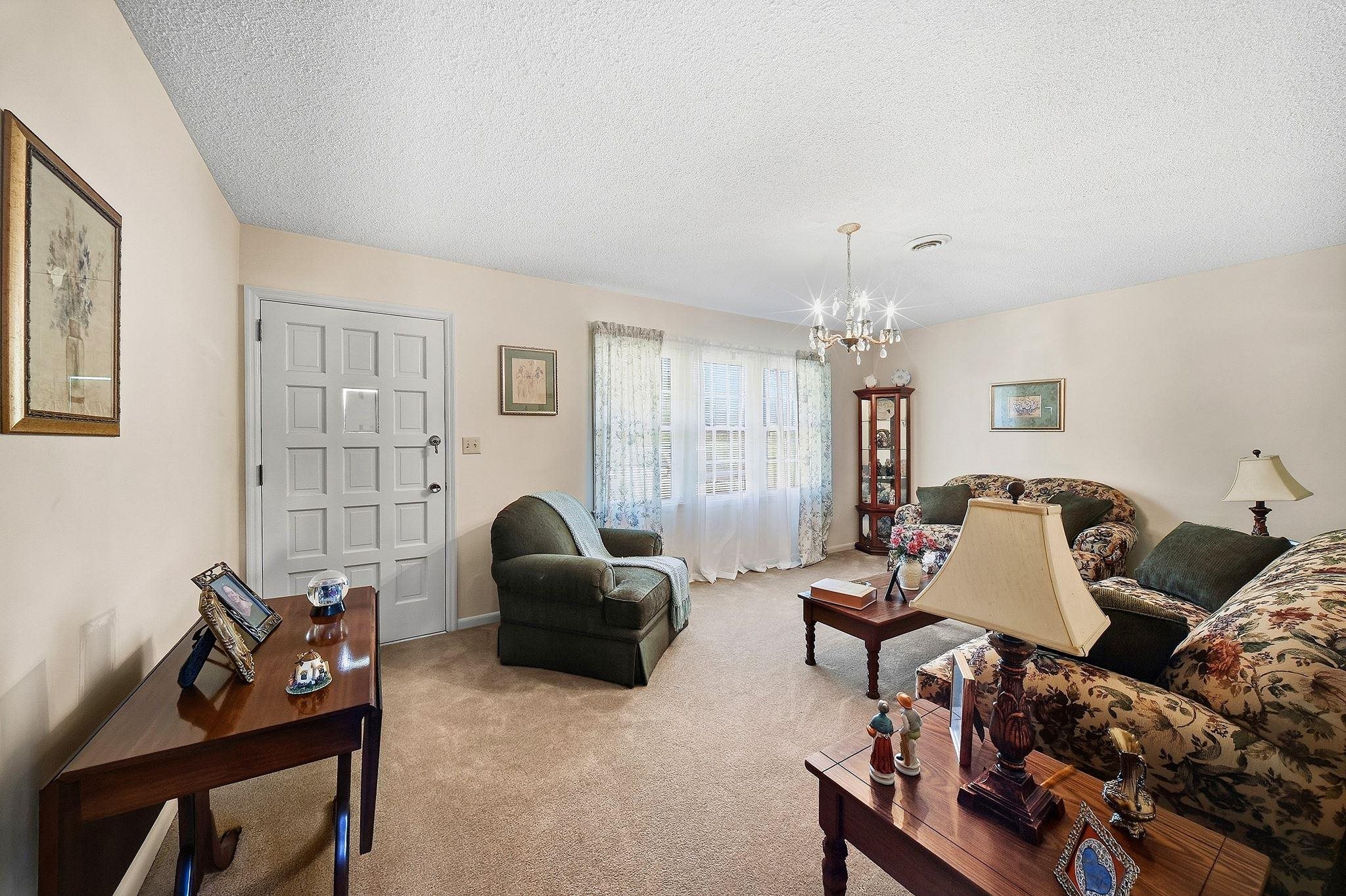 108 Scenic Circle Property Photo 11