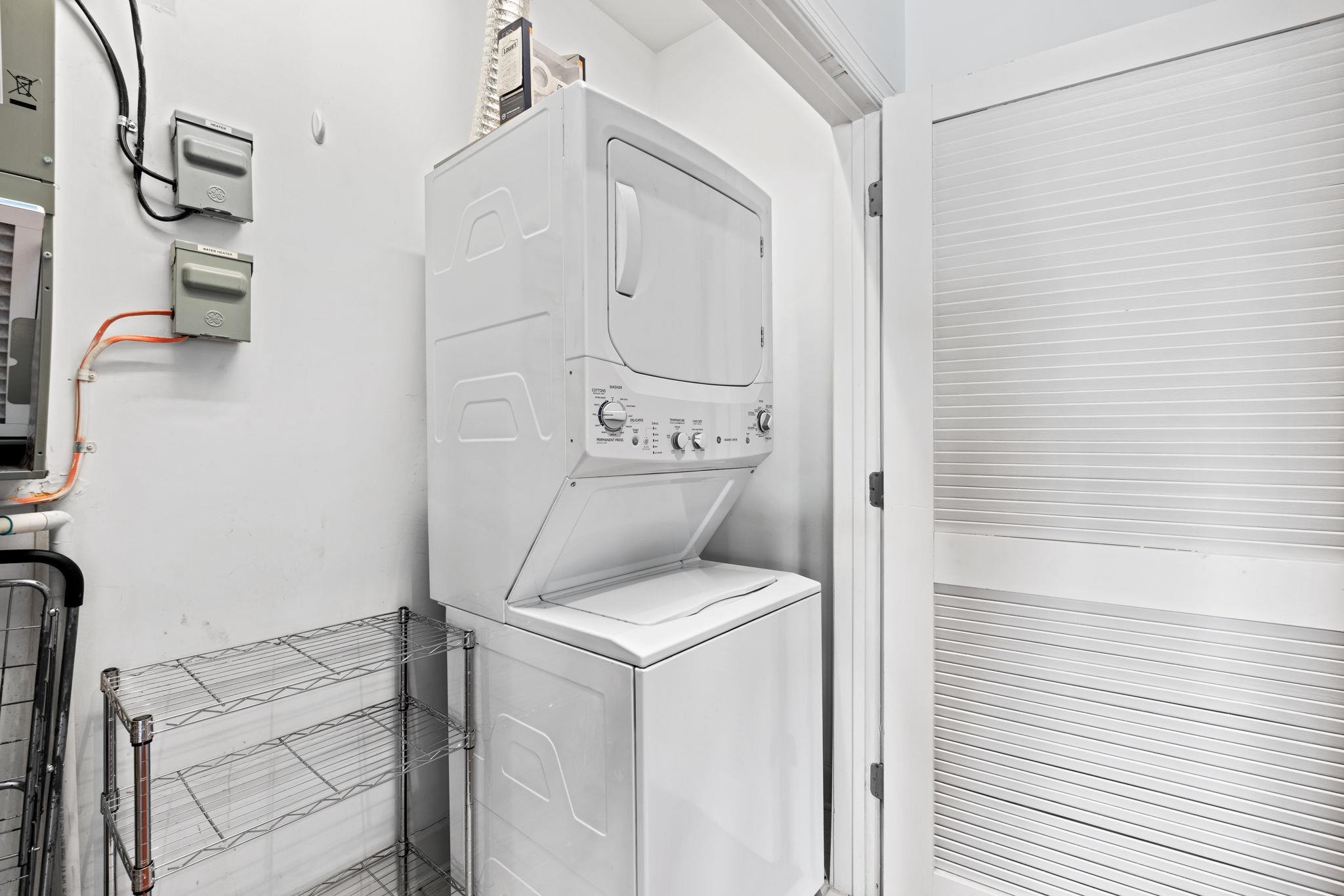 155 E Broad #412 Street Property Photo 35