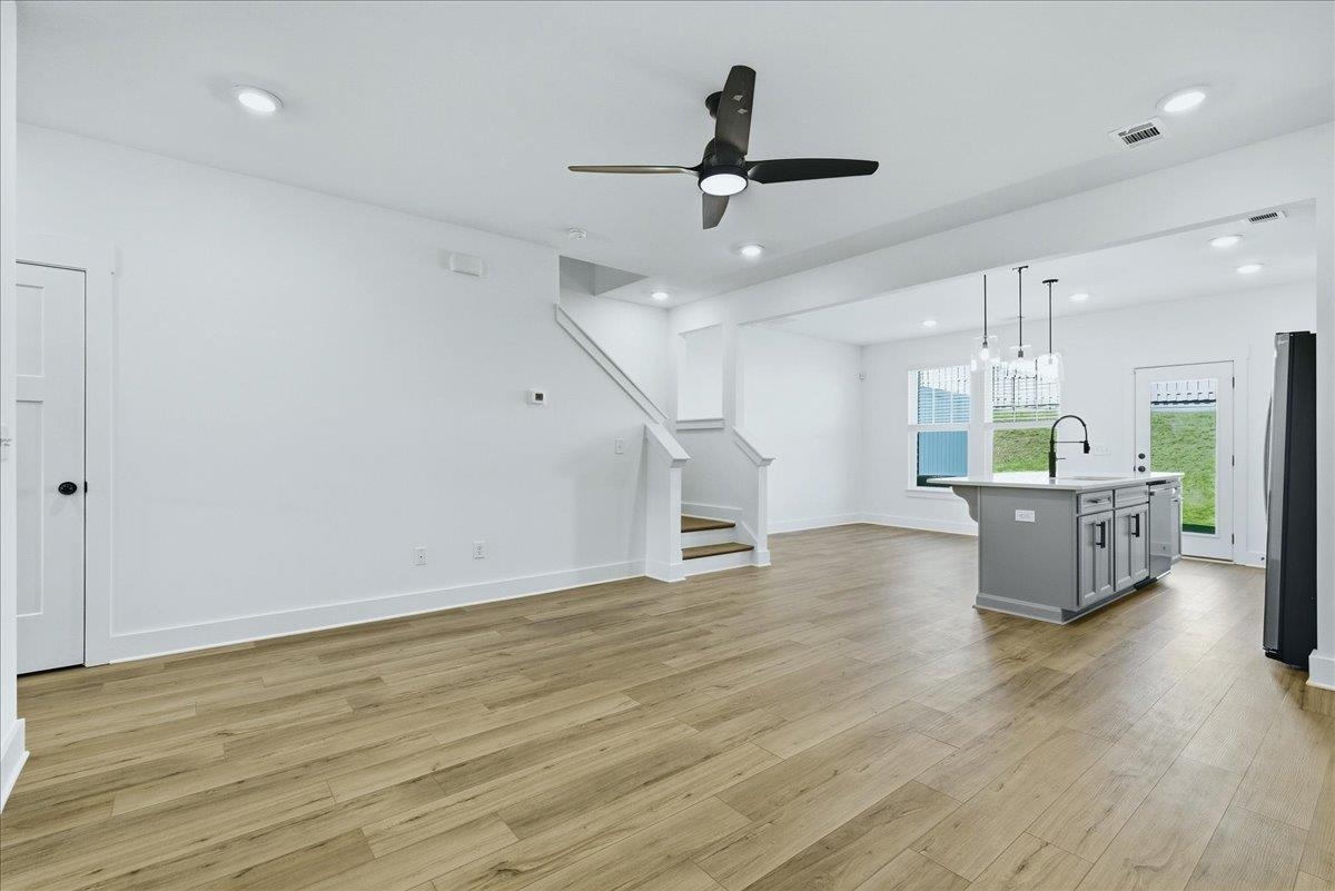 213 Telluride Way Property Photo 12