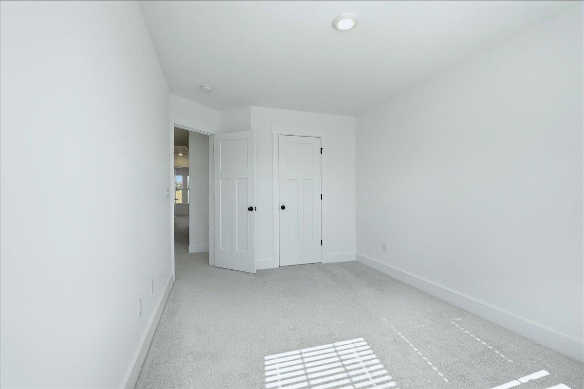 213 Telluride Way Property Photo 21
