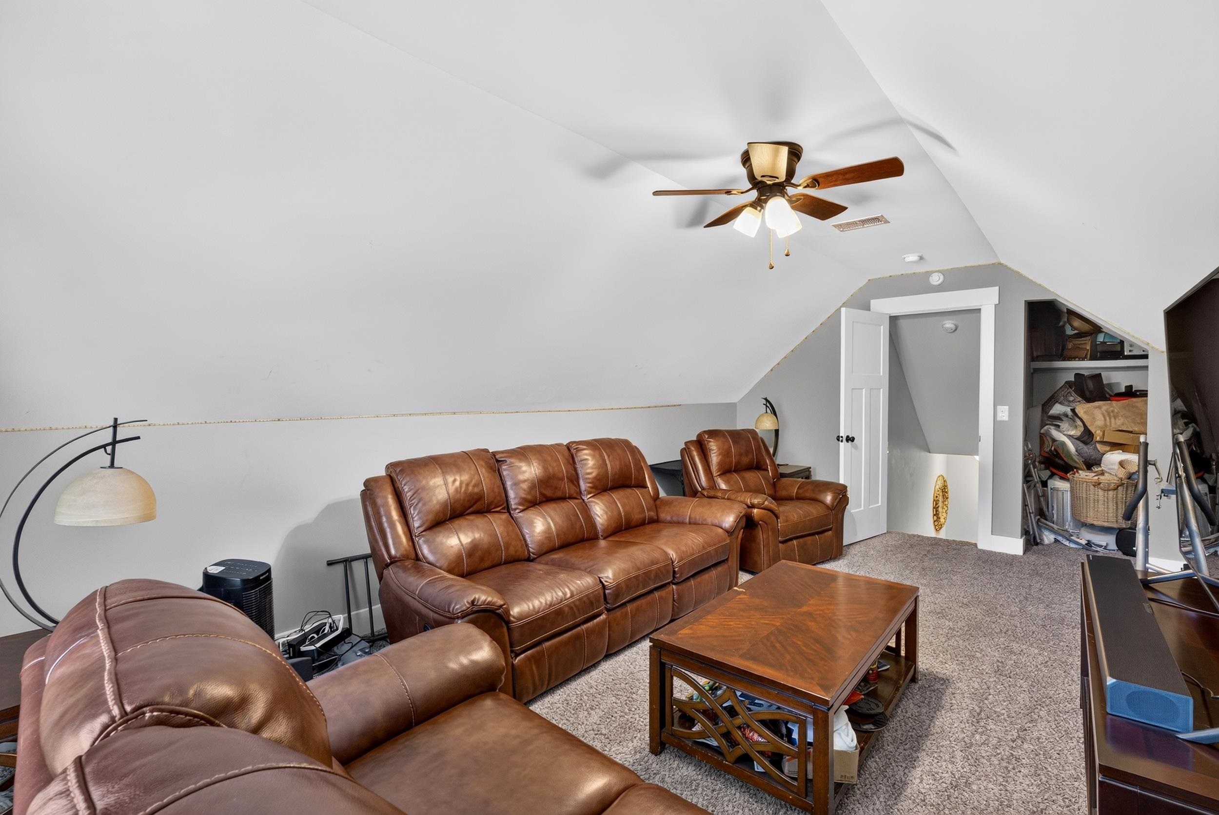 953 Hanging Rock Road Property Photo 40