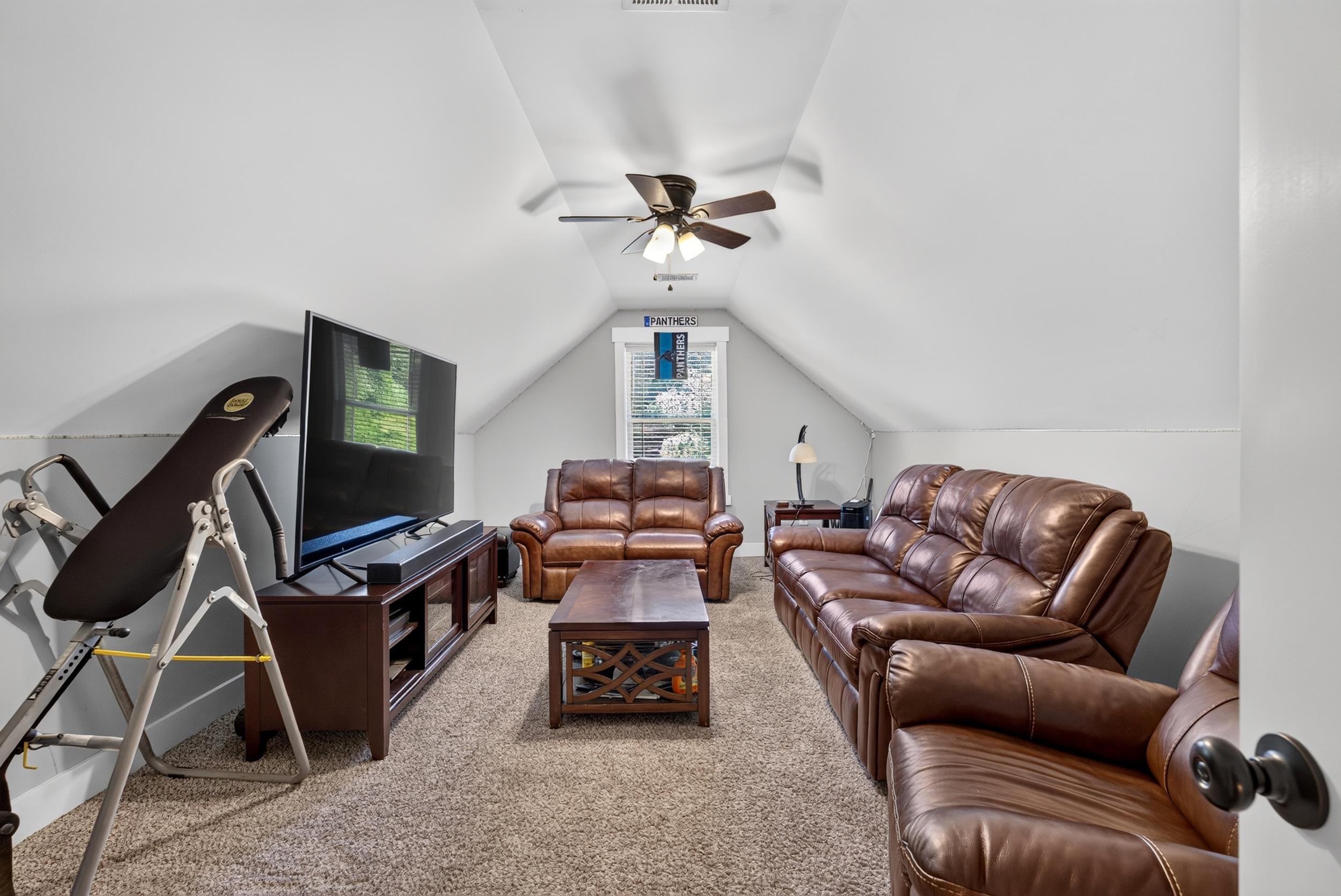 953 Hanging Rock Road Property Photo 41