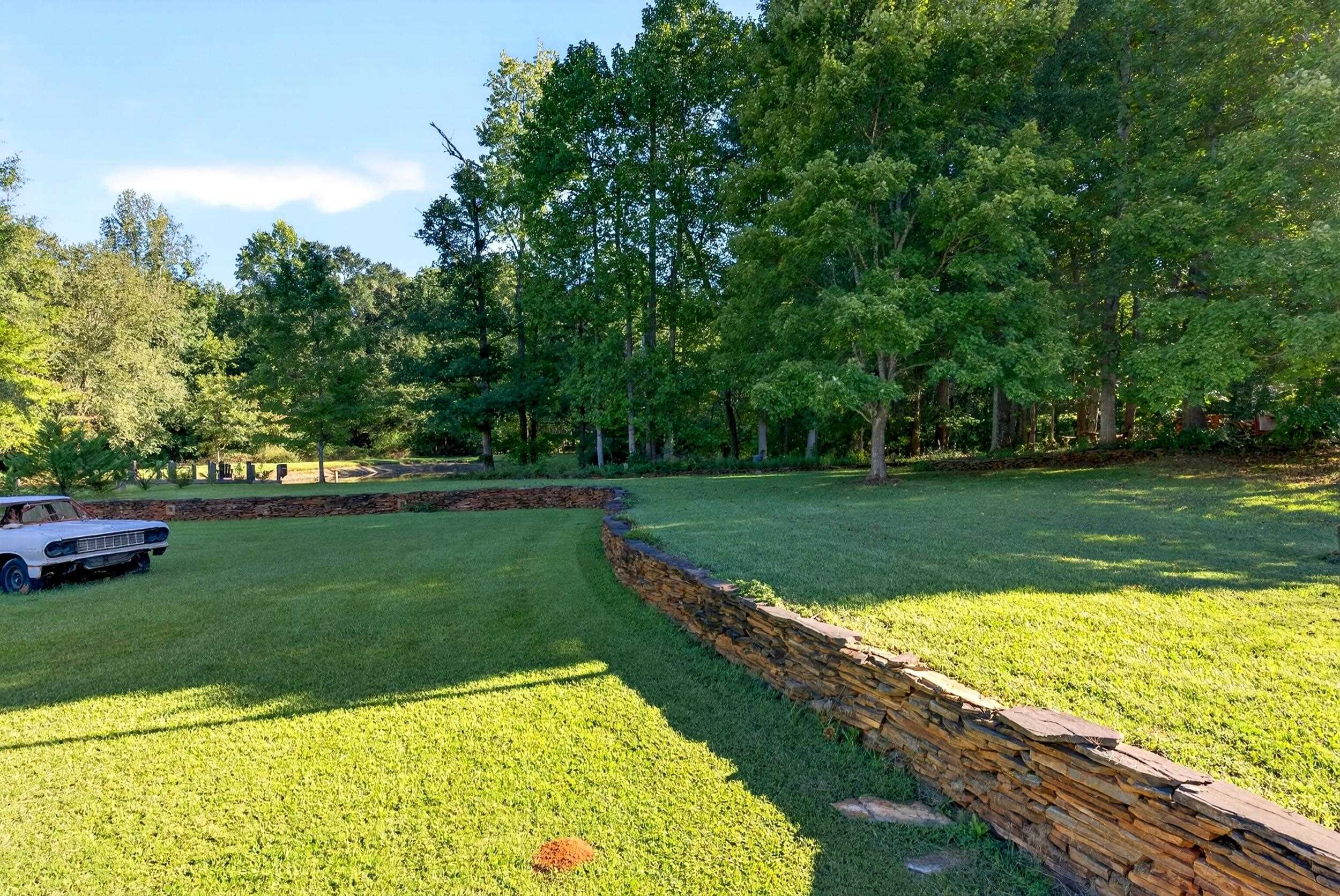 953 Hanging Rock Road Property Photo 44
