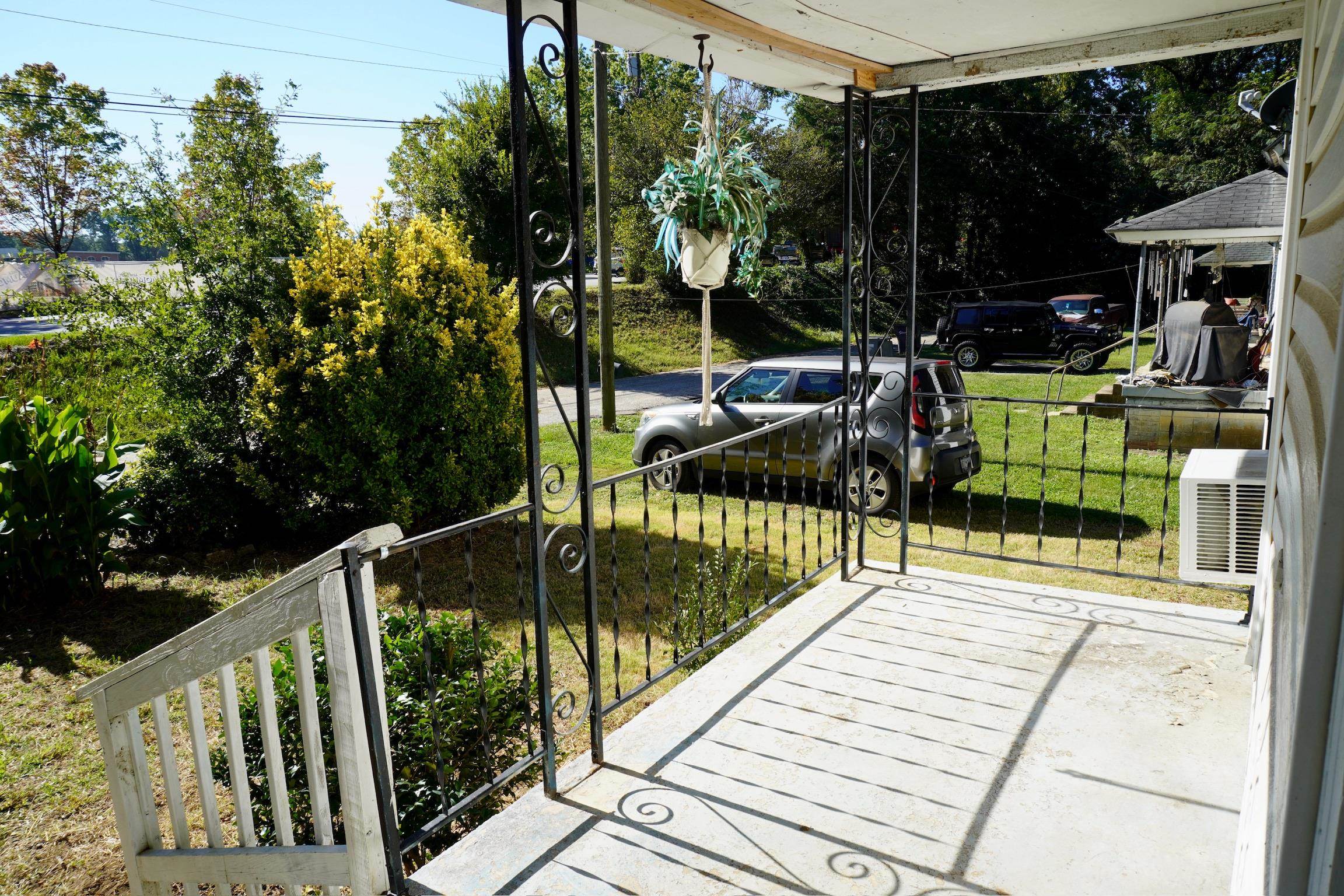424 Lonely Street Property Photo 4